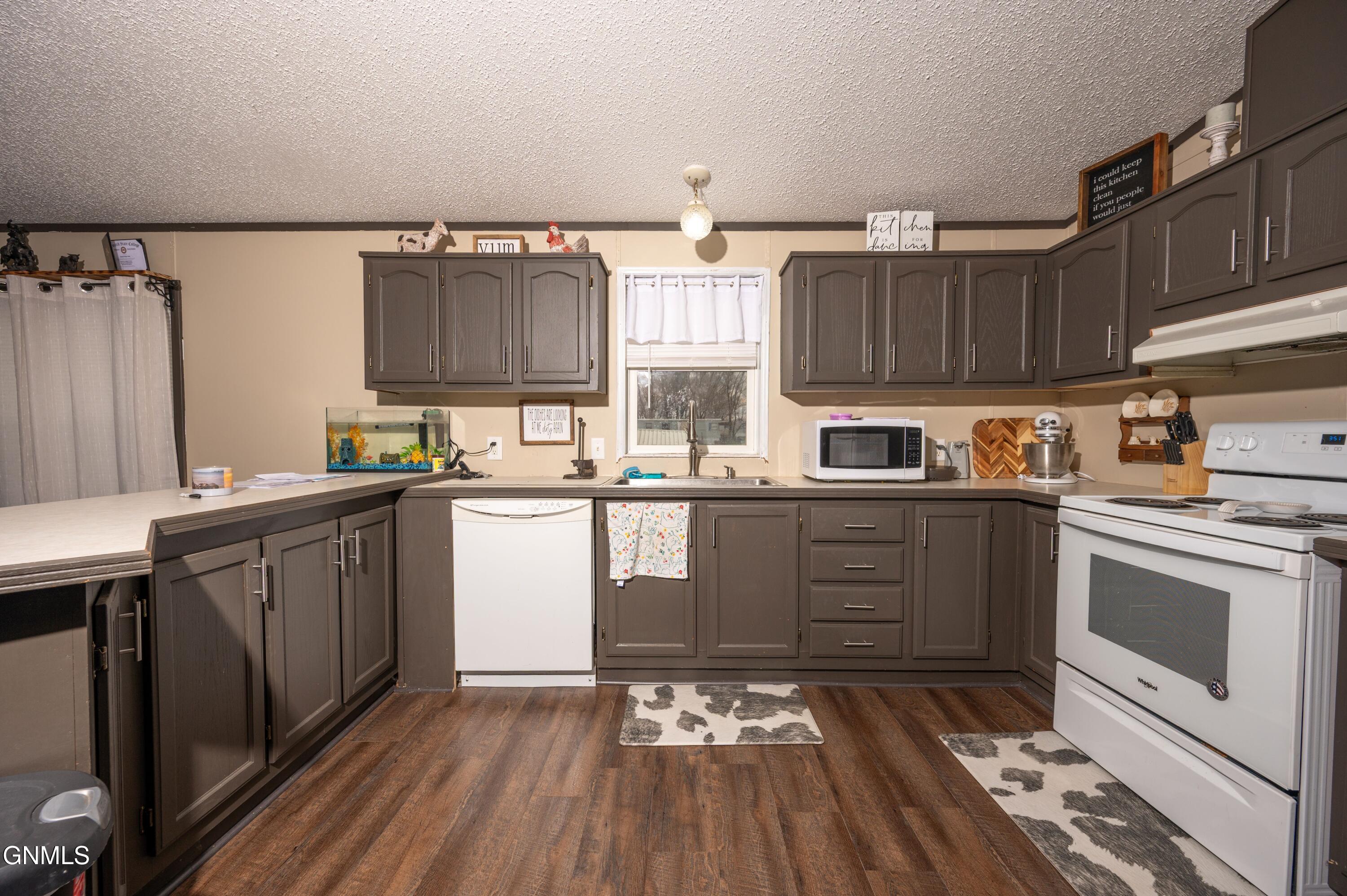 property viewer photo 11