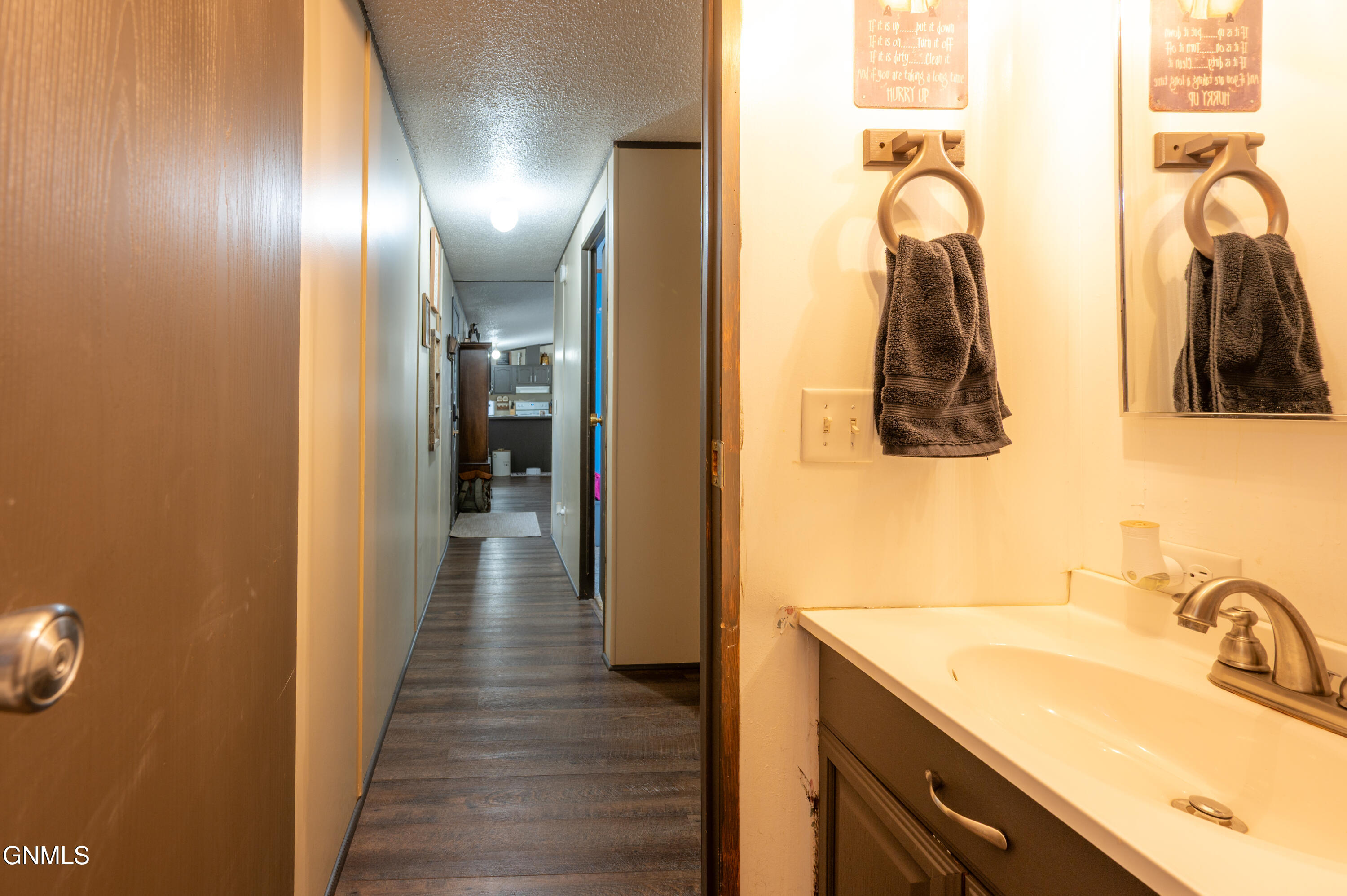 property viewer photo 30