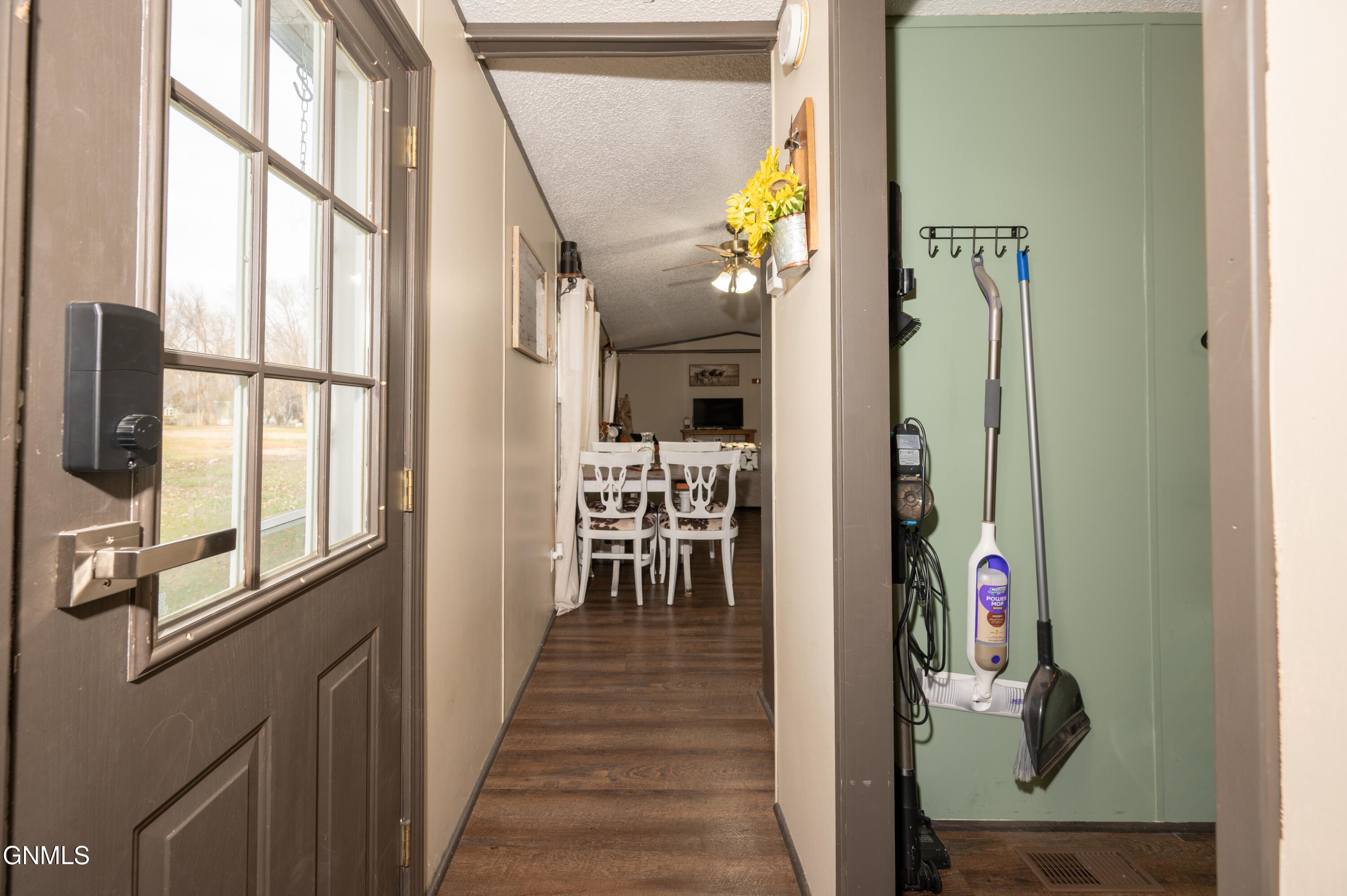 property viewer photo 35