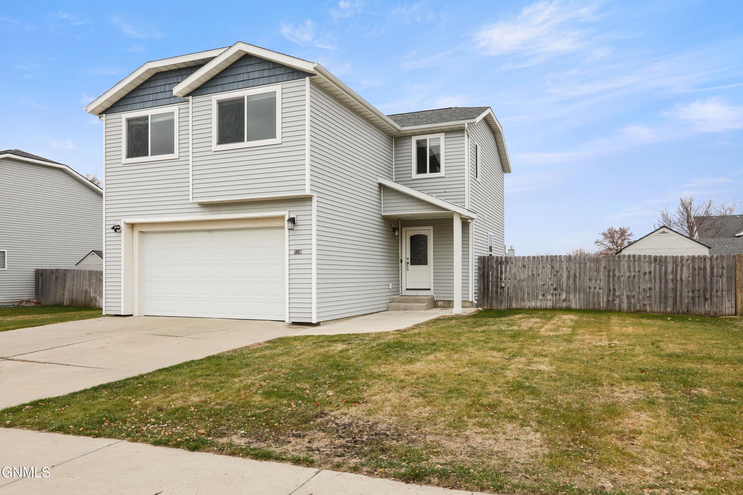 main property photo 0