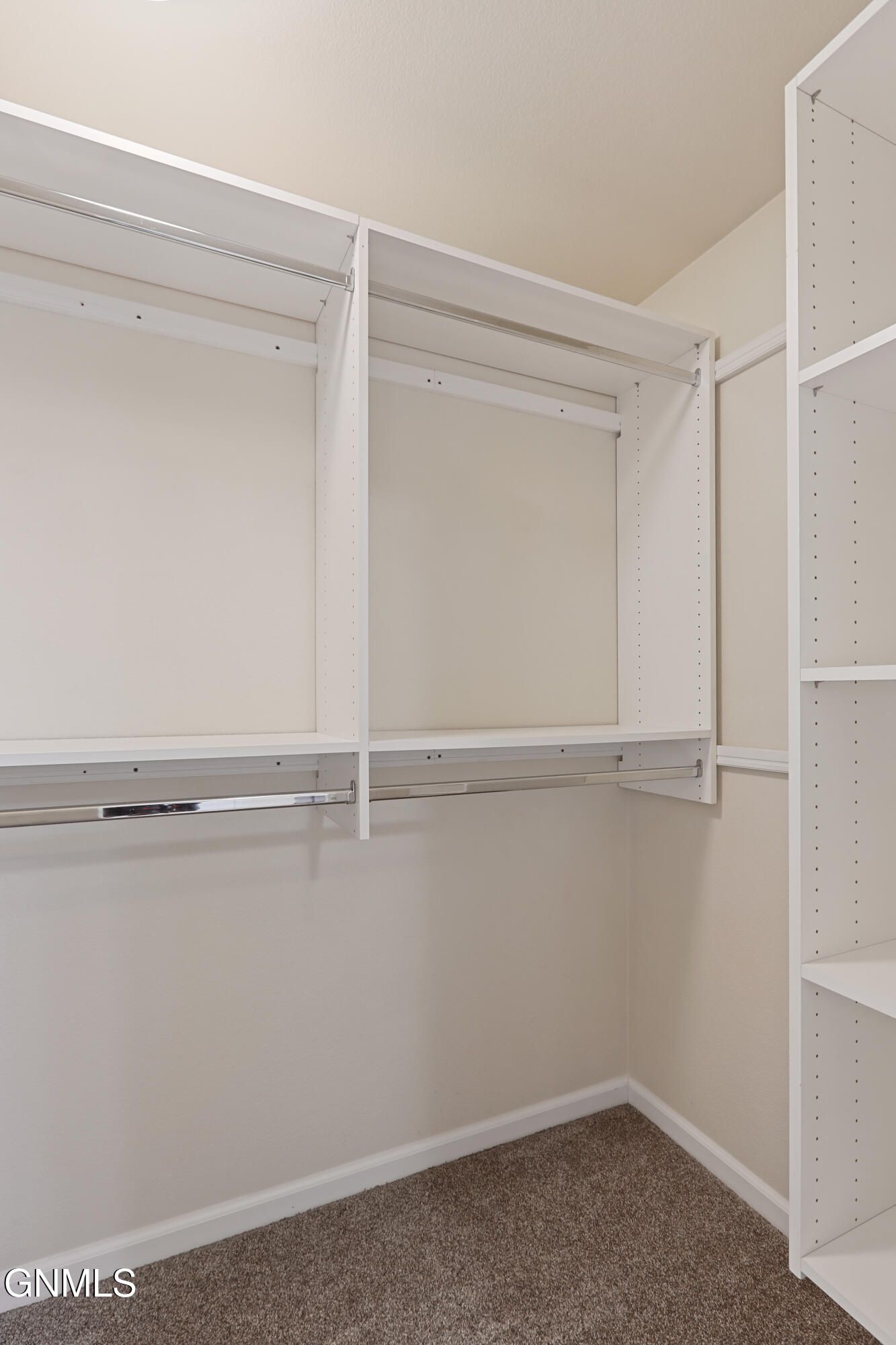 property viewer photo 20