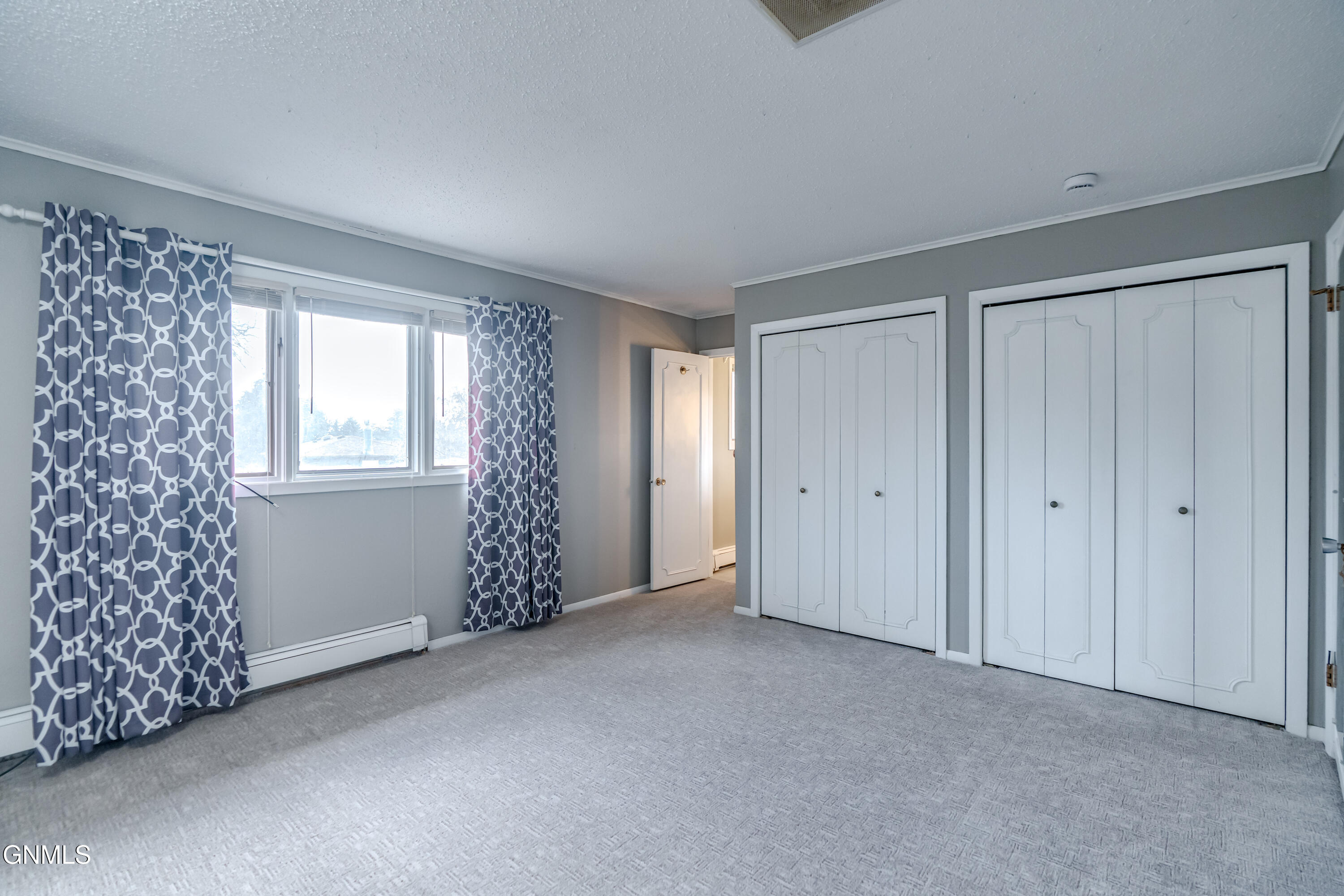 property viewer photo 10