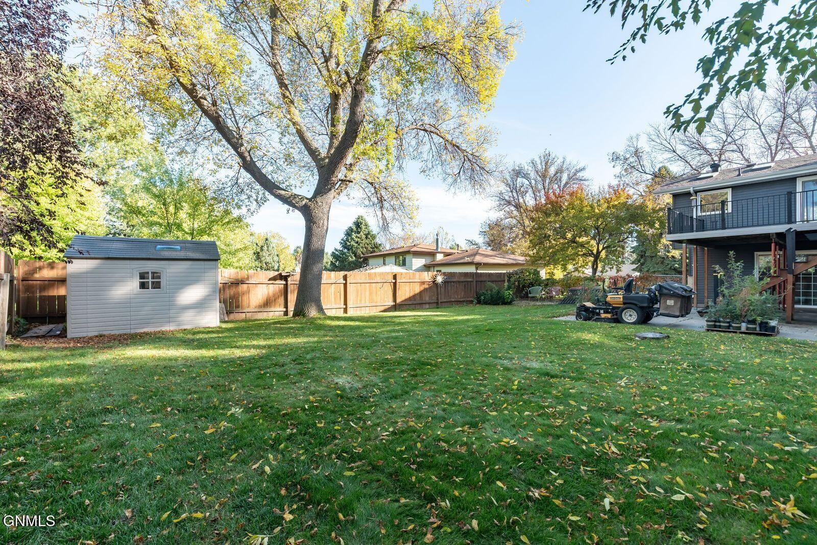 property viewer photo 26
