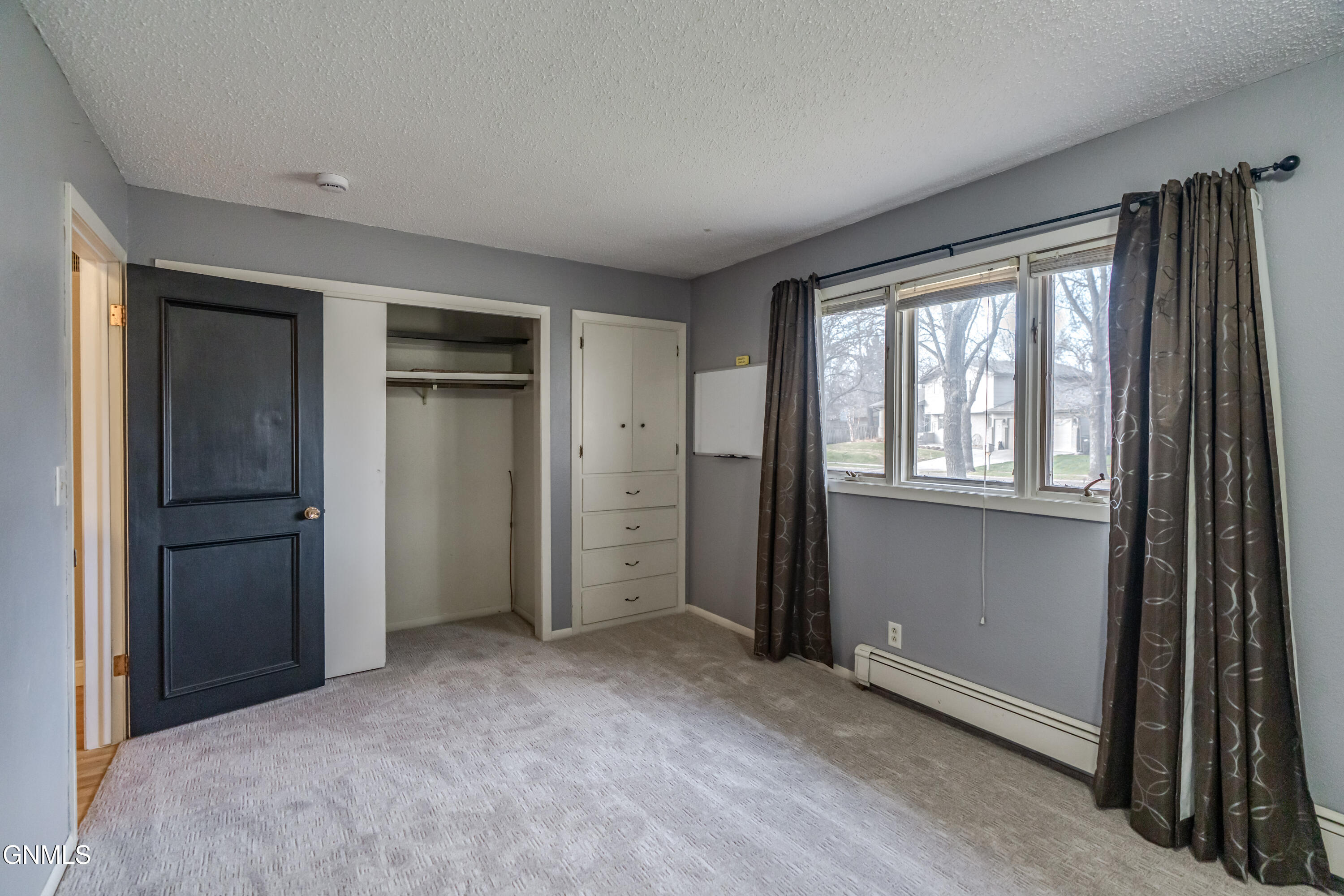property viewer photo 6