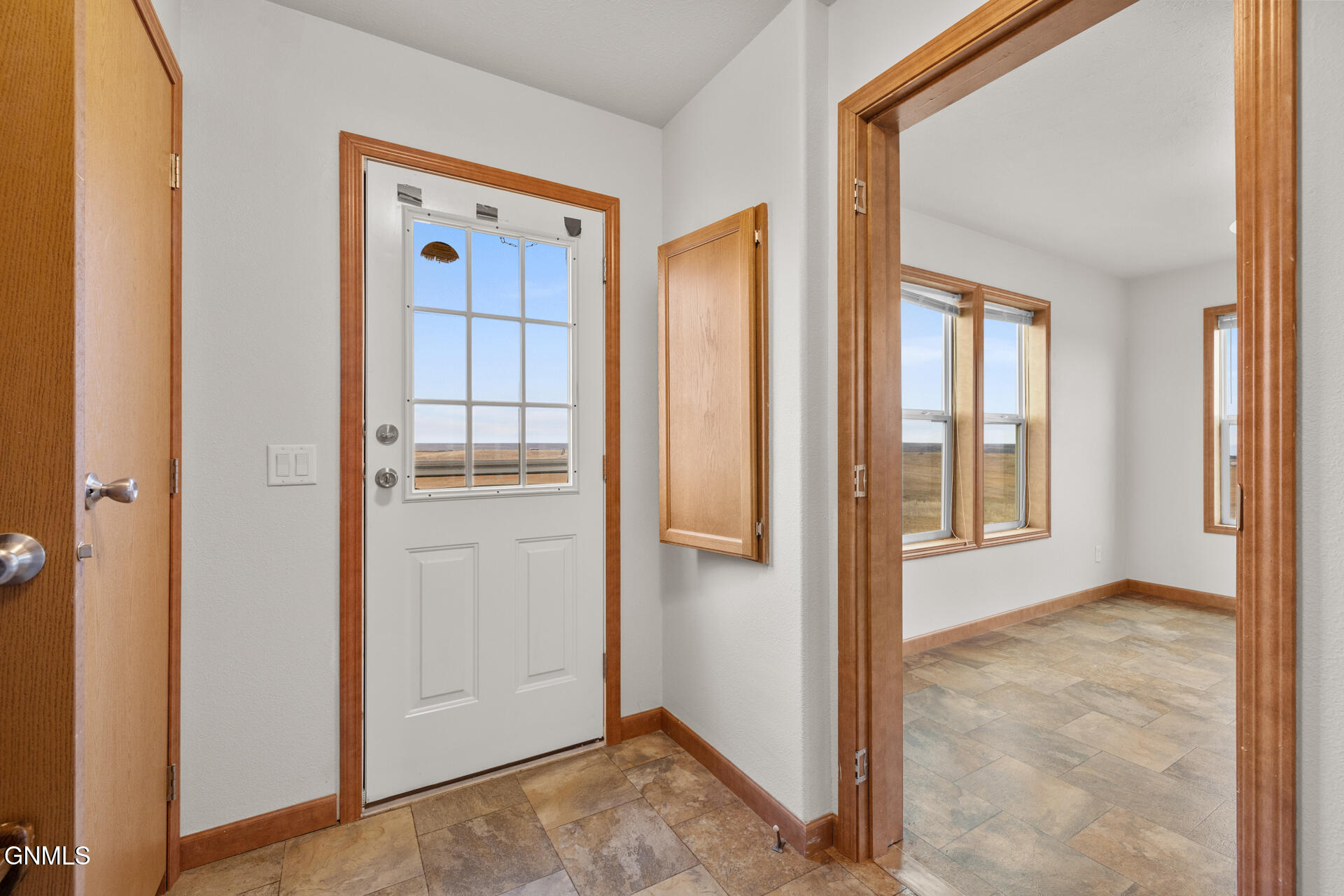 property viewer photo 16