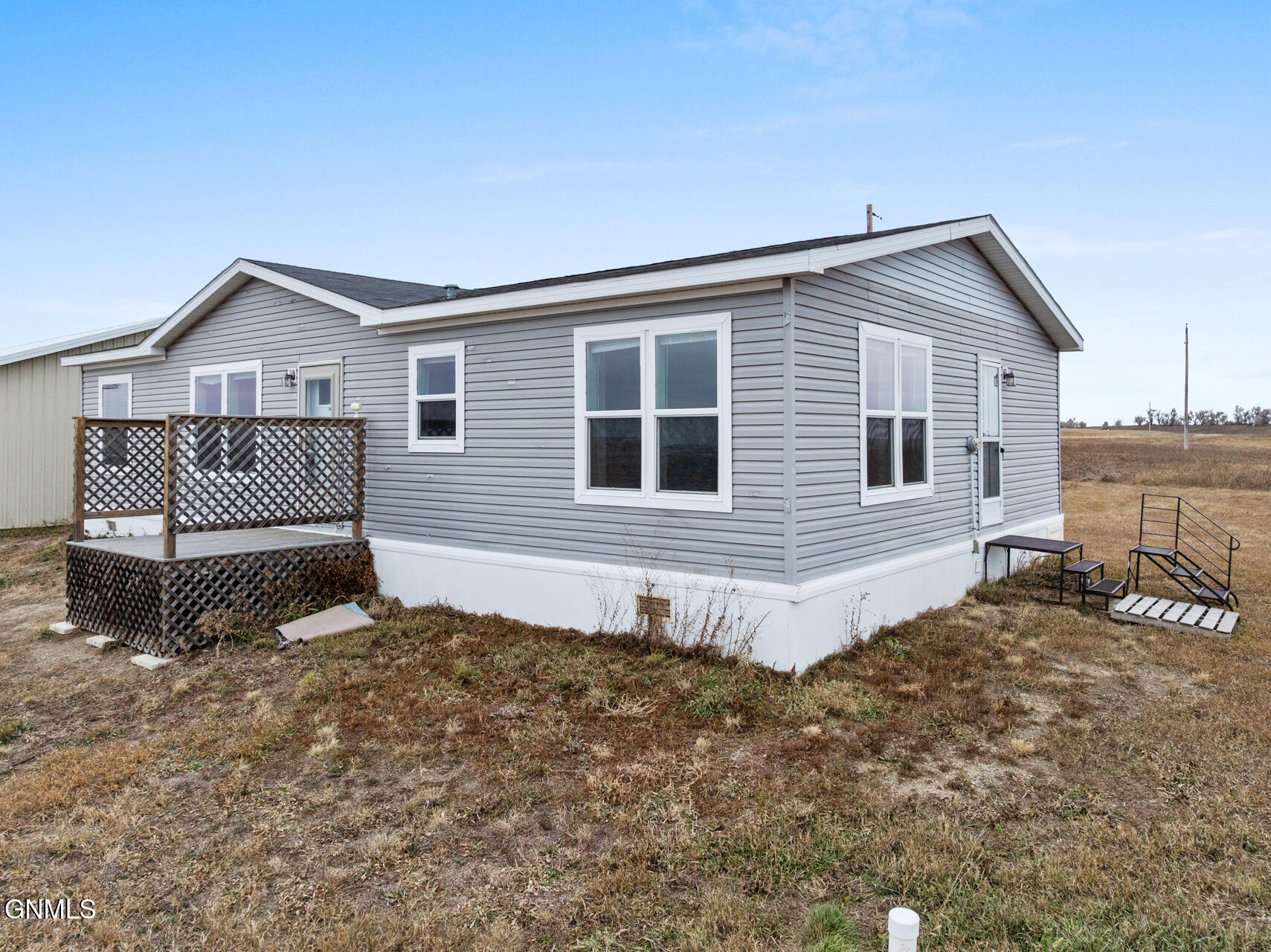 property viewer photo 3