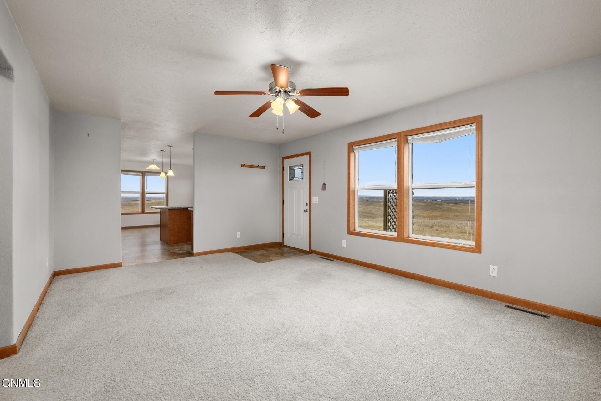 property viewer photo 8