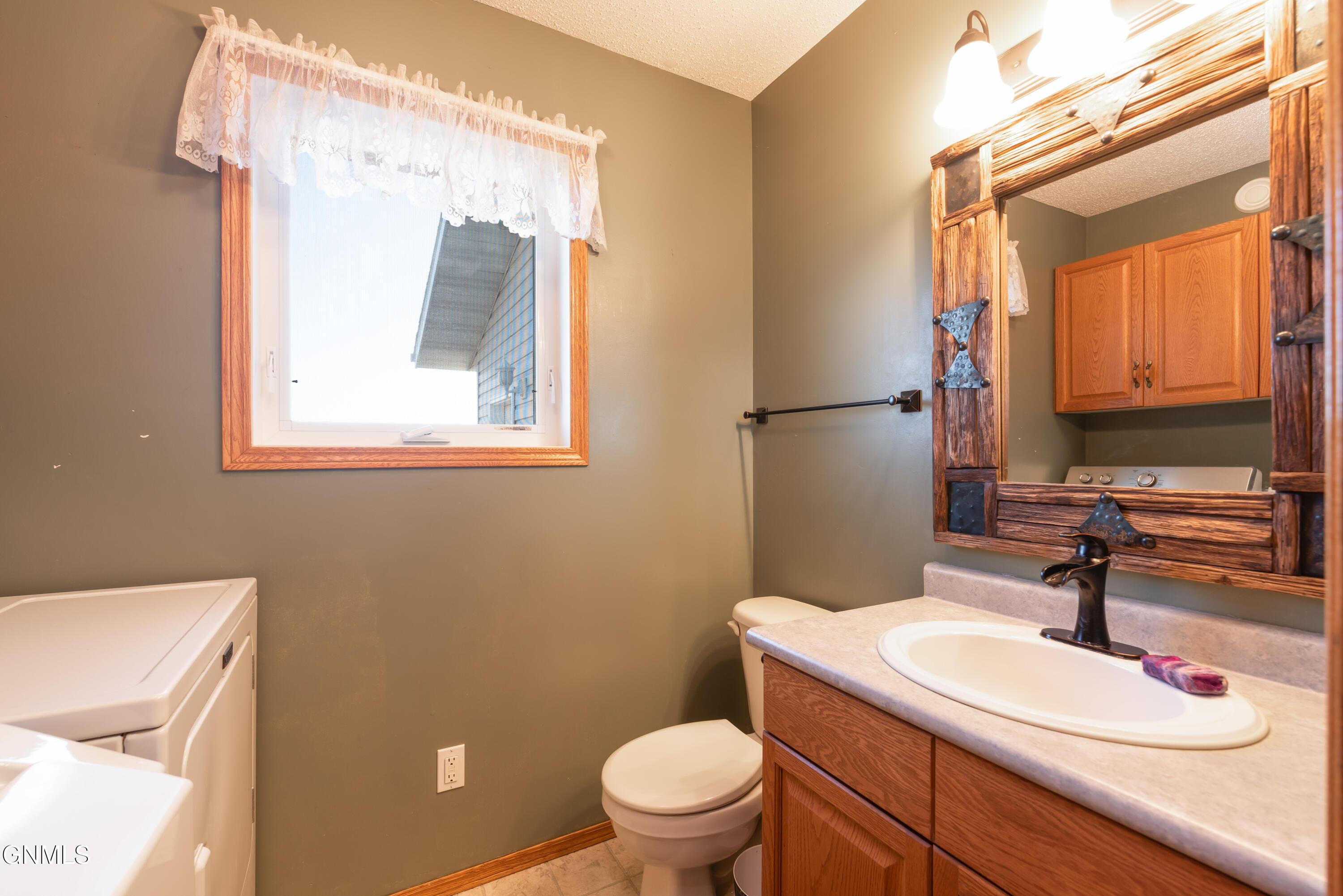 property viewer photo 15