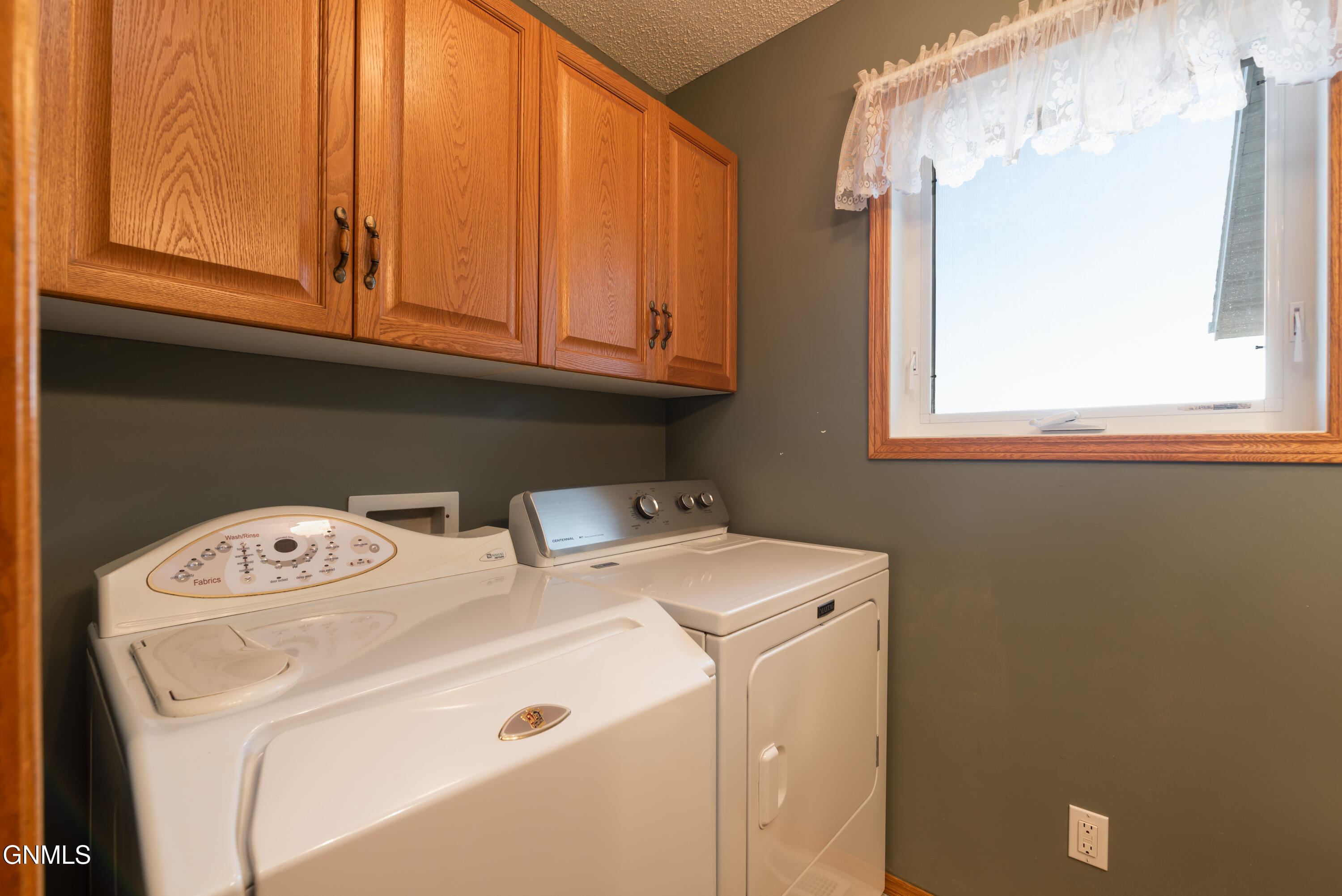 property viewer photo 16