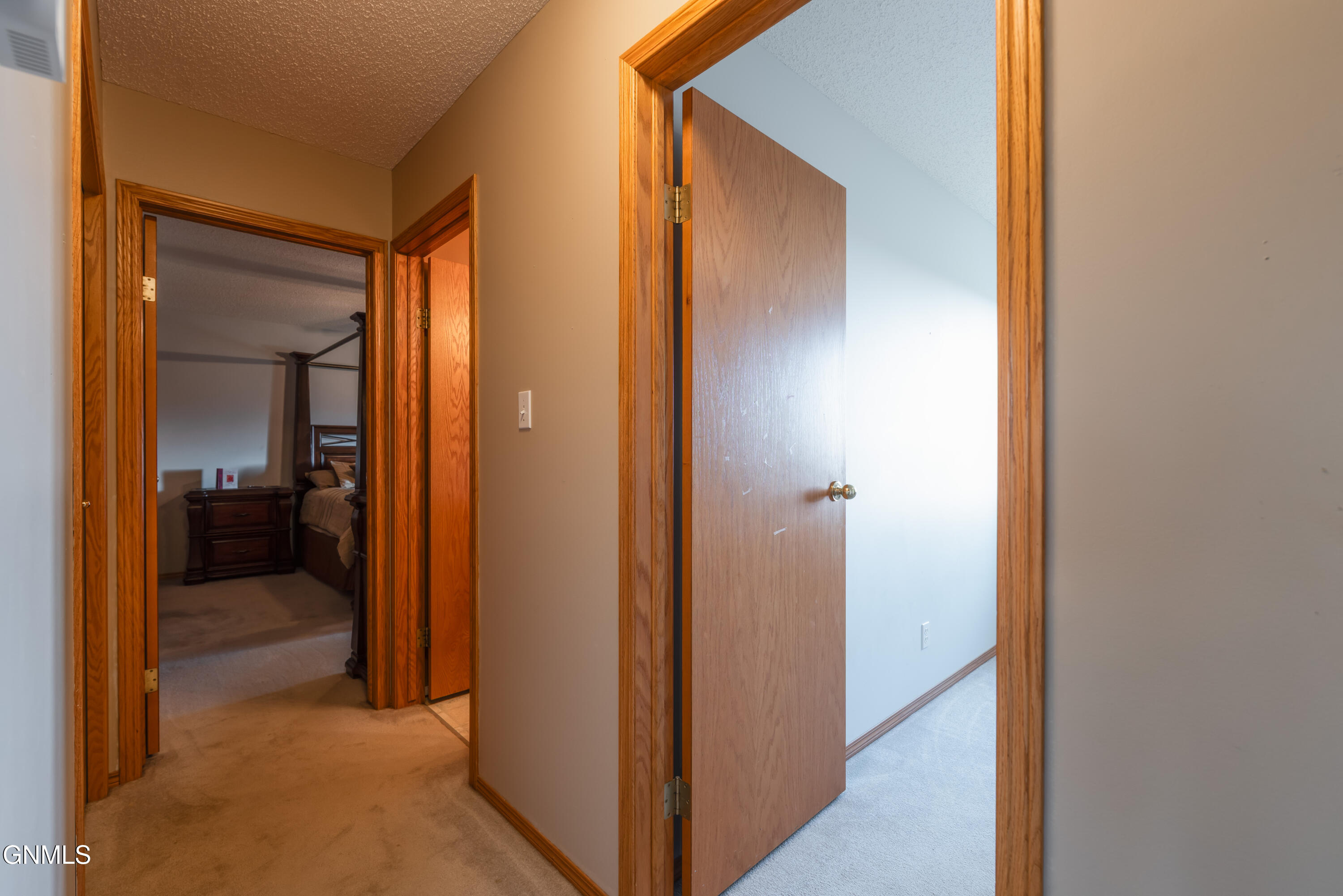 property viewer photo 17