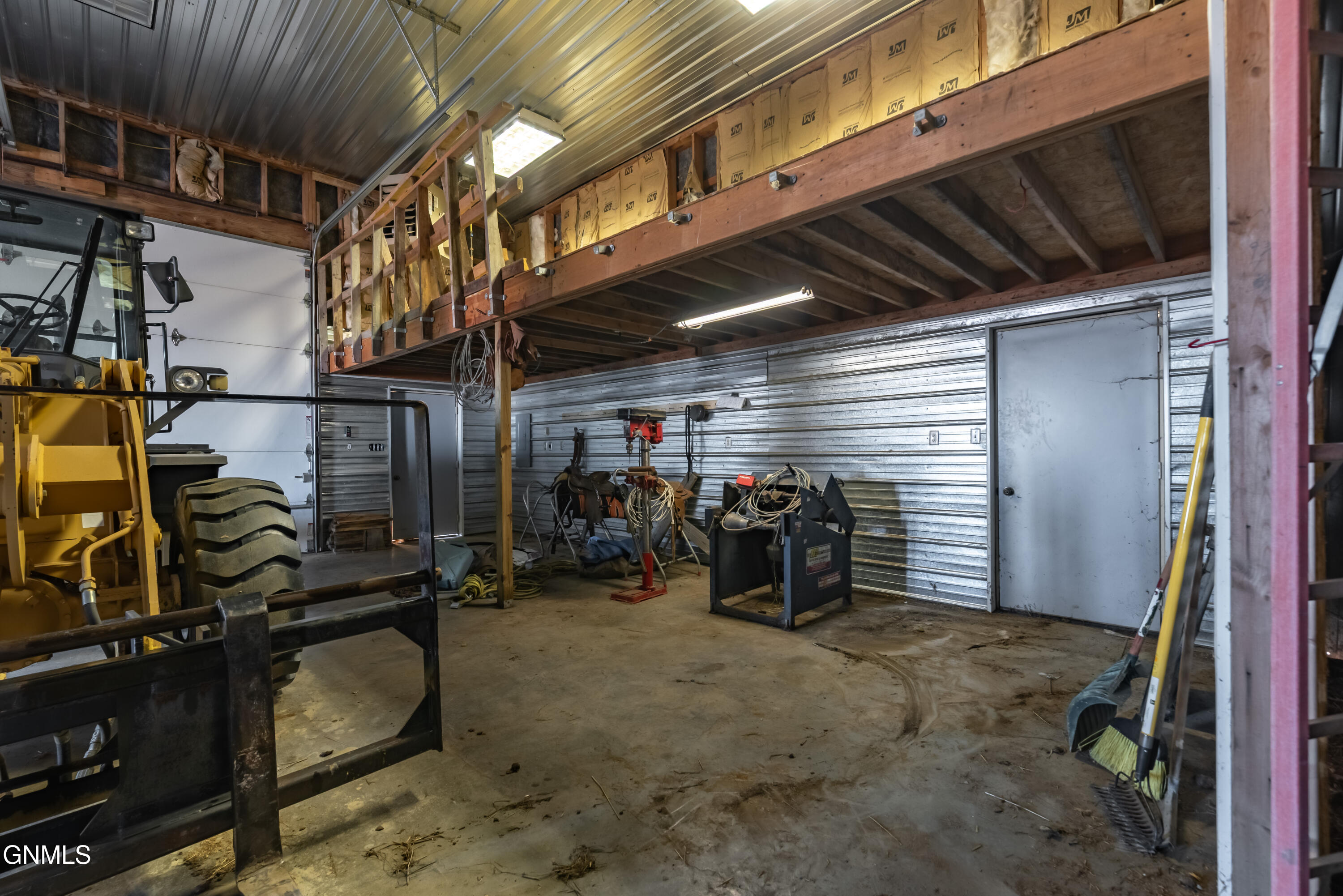 property viewer photo 40