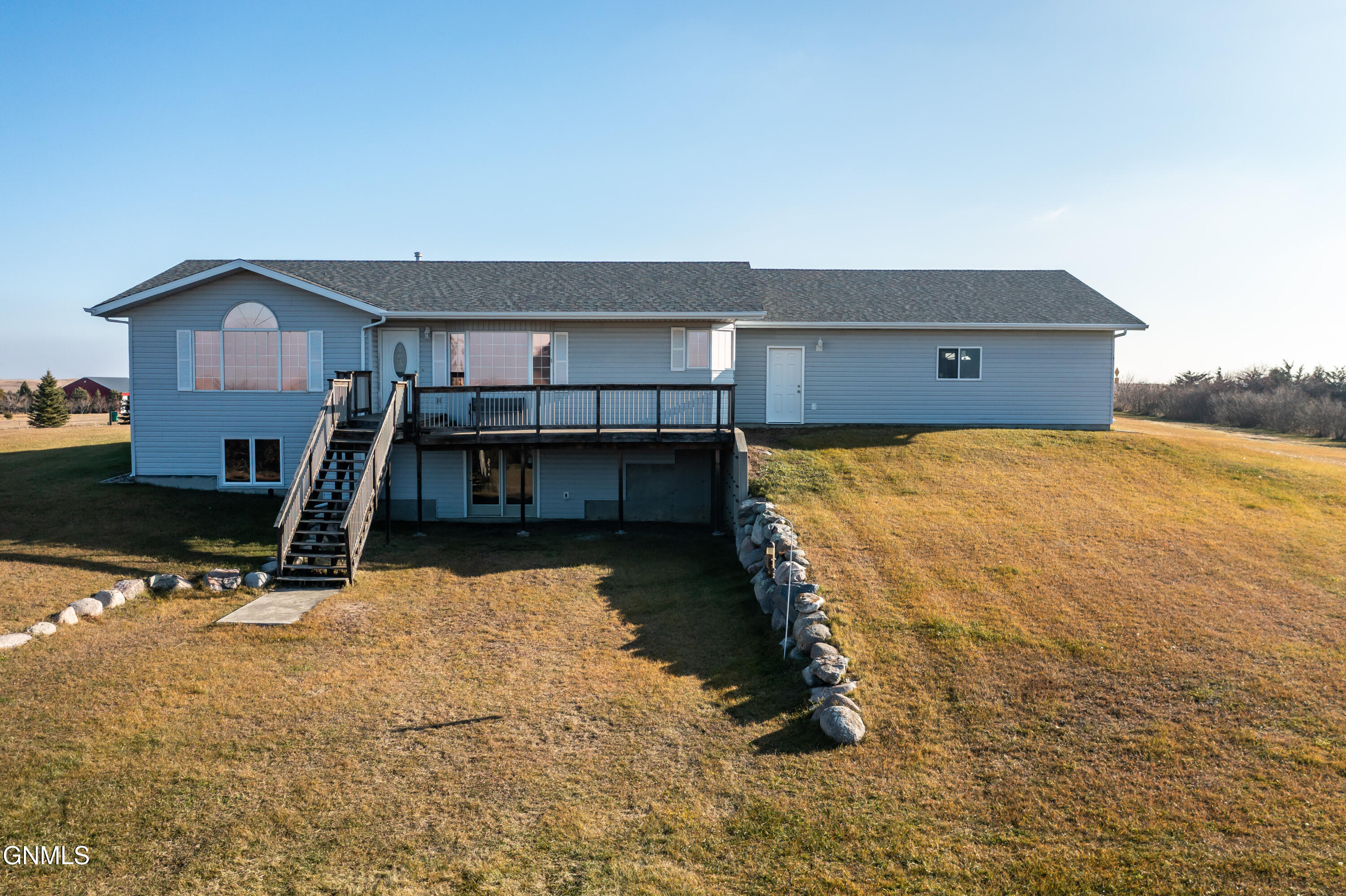 property viewer photo 43