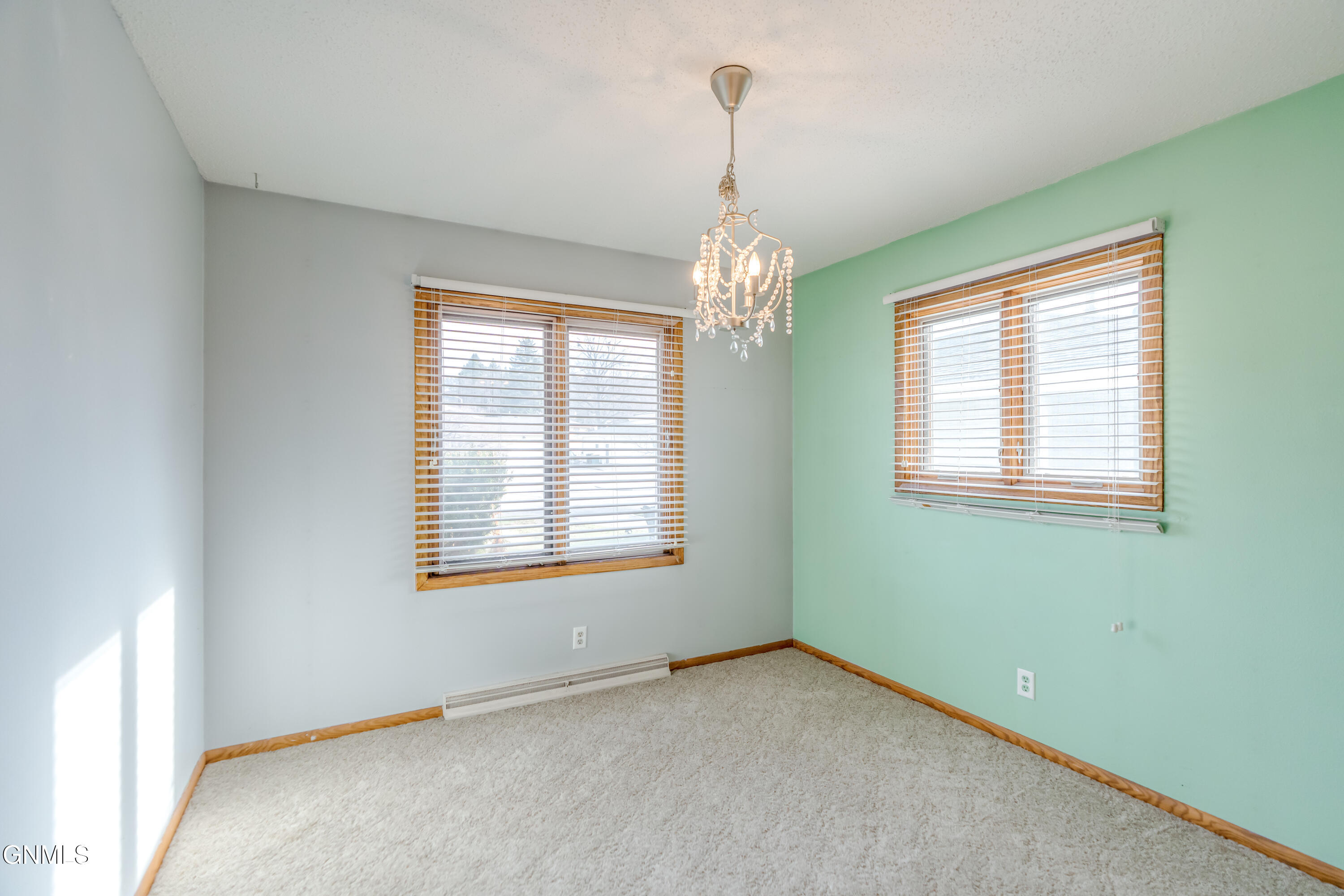 property viewer photo 10