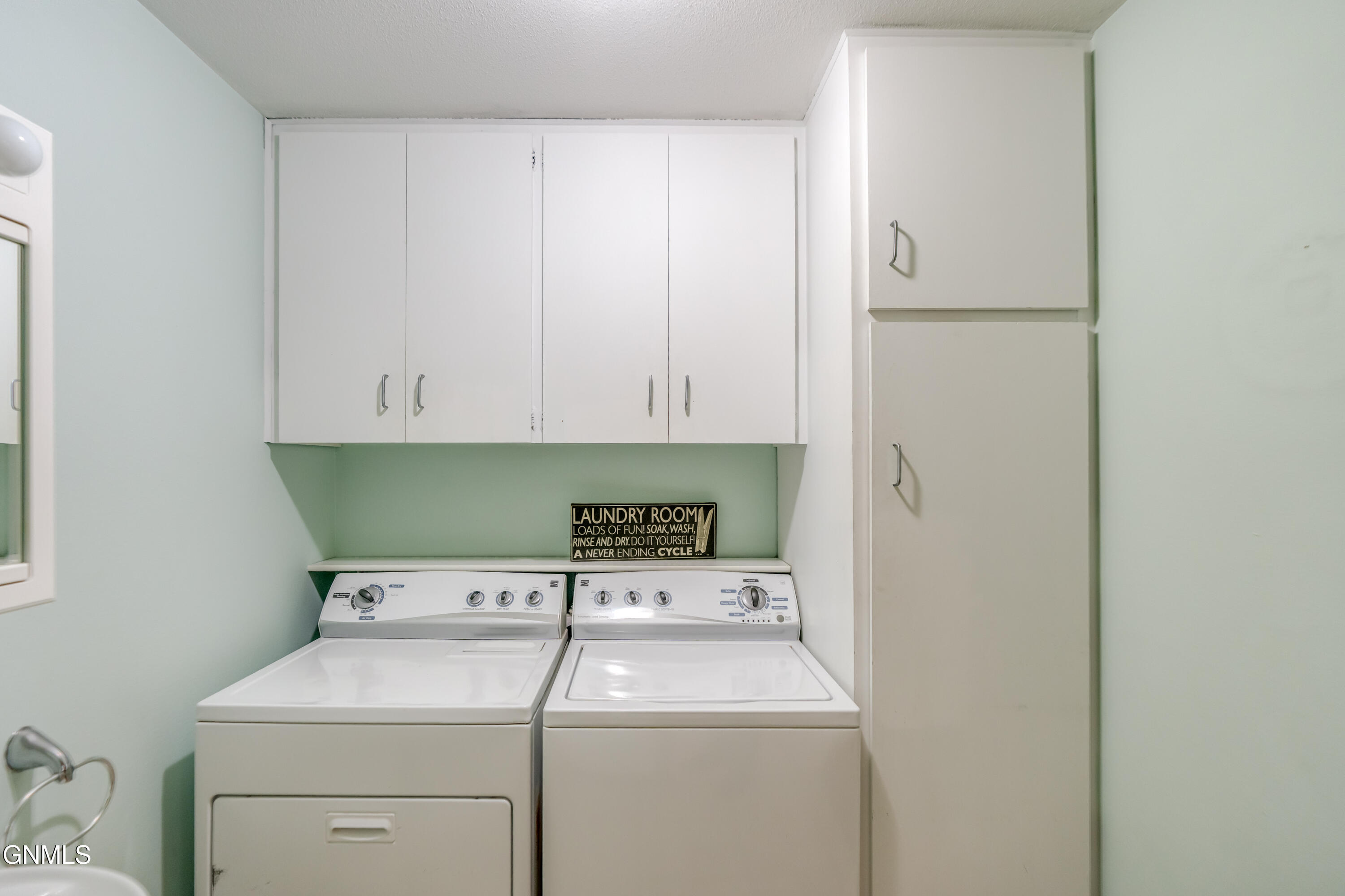 property viewer photo 13