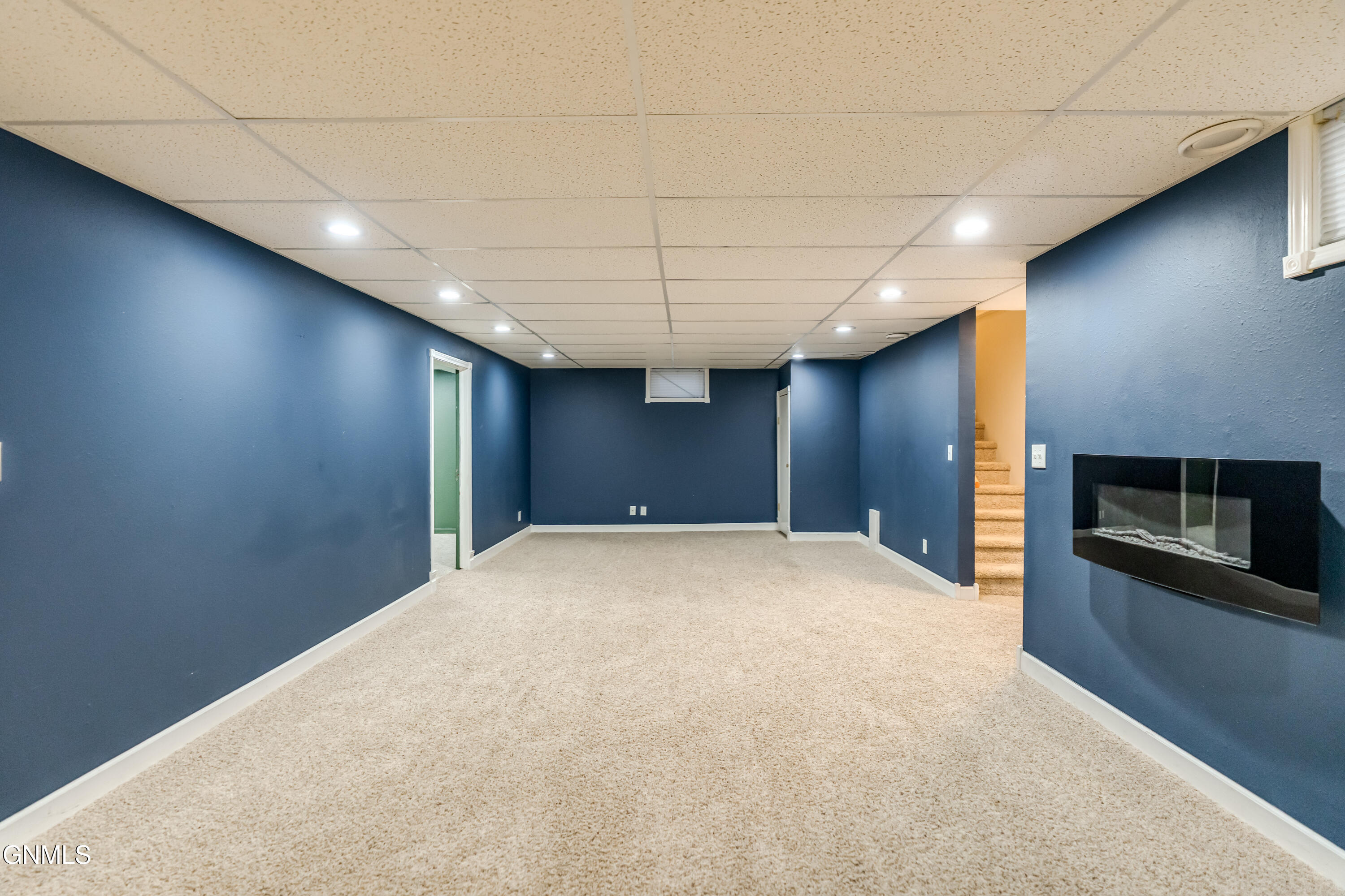 property viewer photo 16
