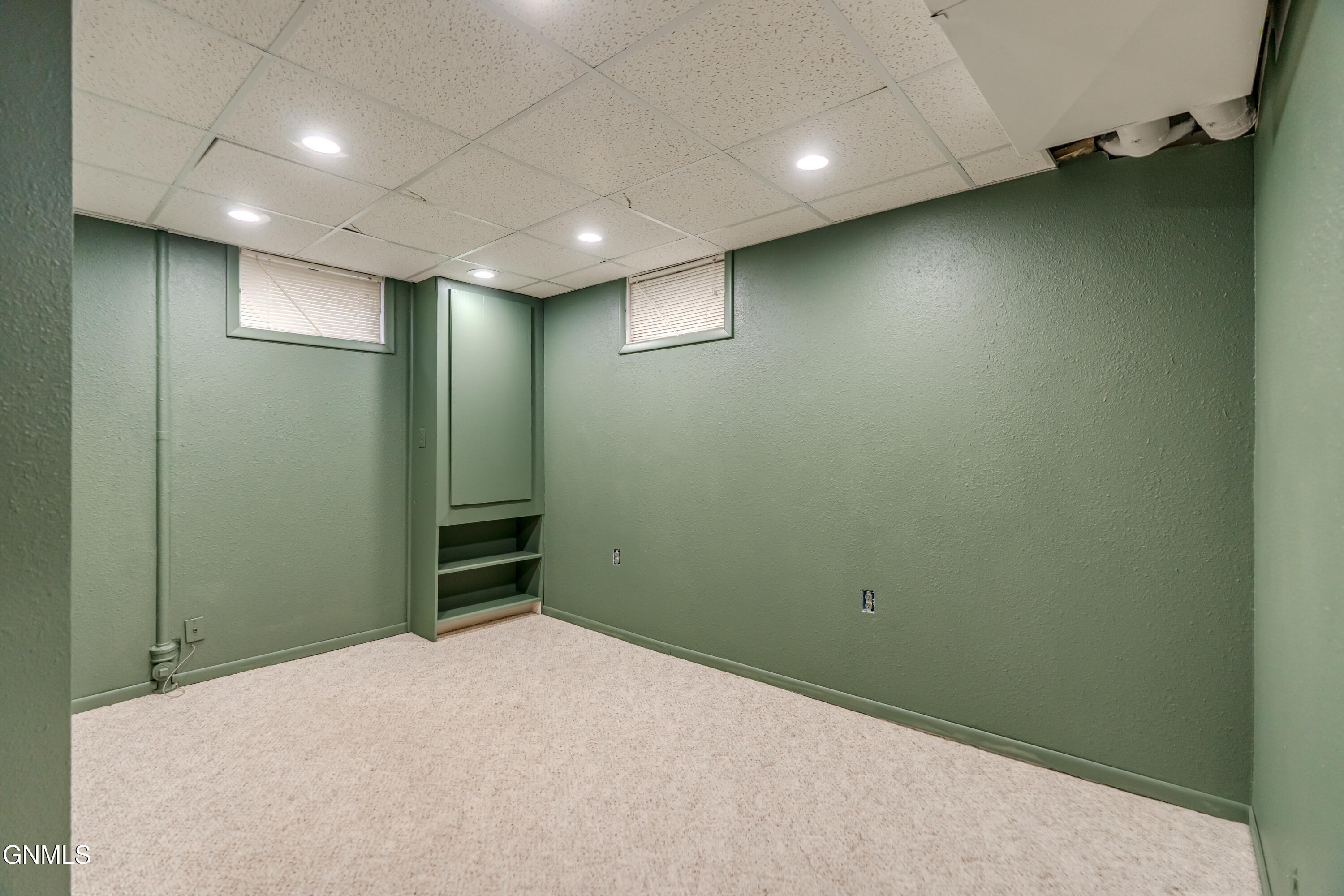 property viewer photo 17