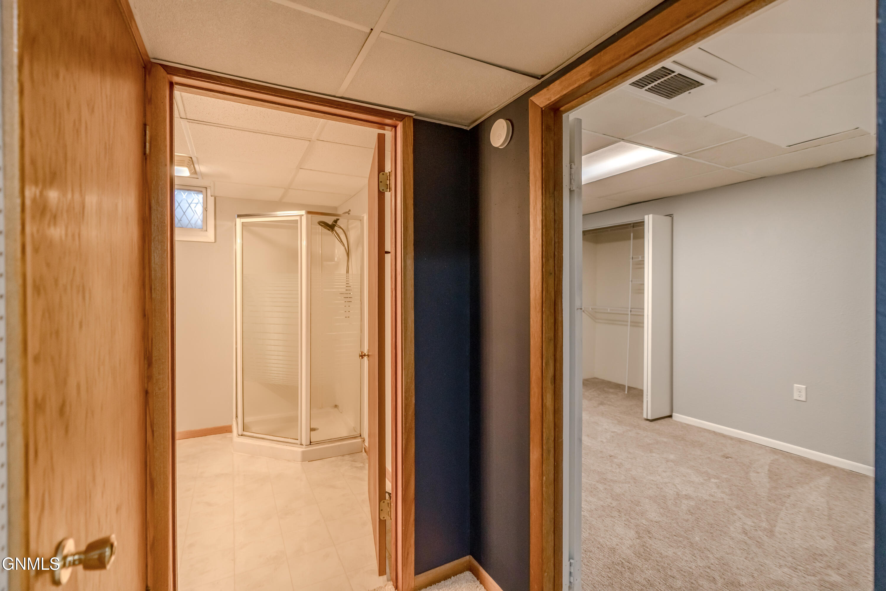 property viewer photo 19