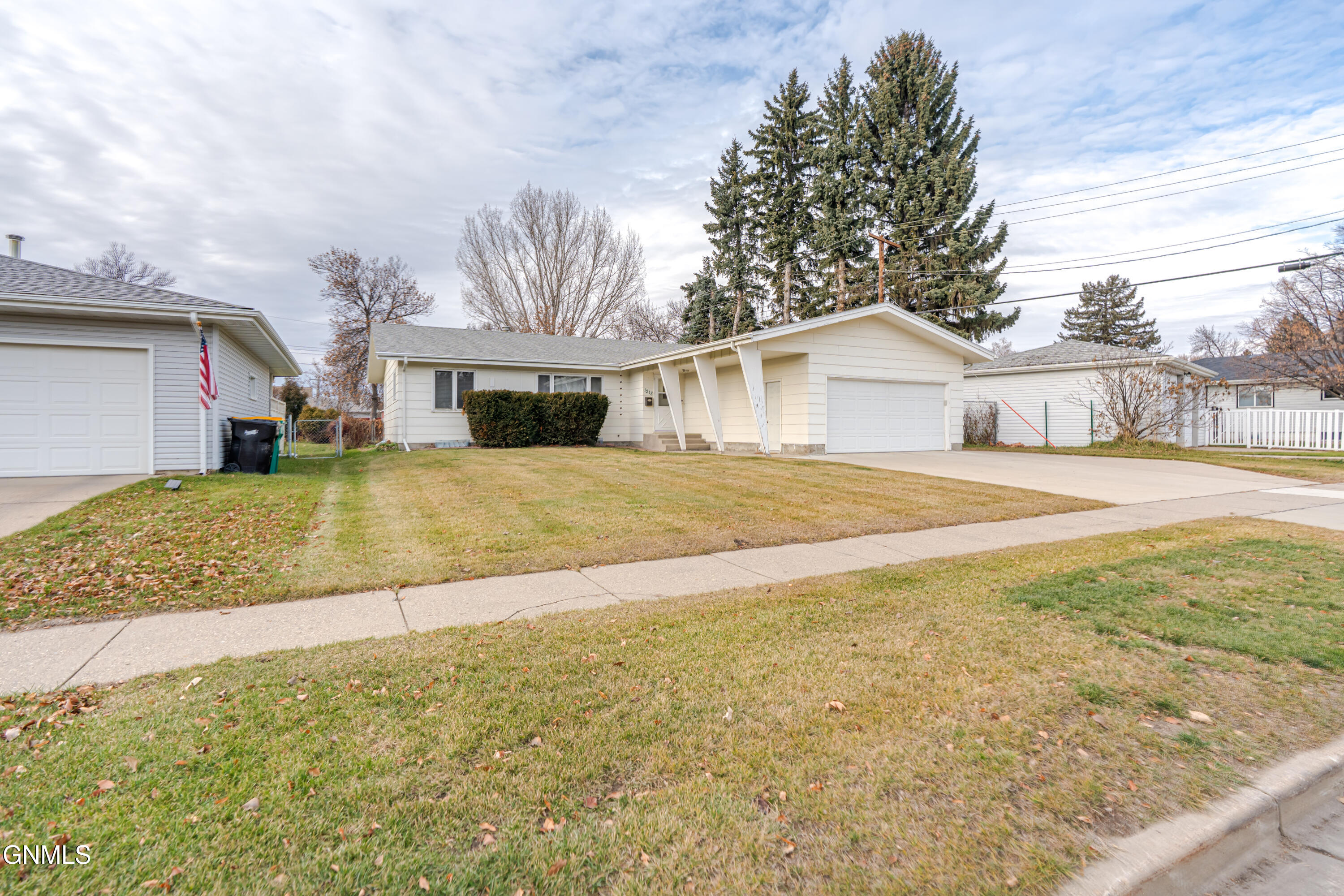 property viewer photo 27