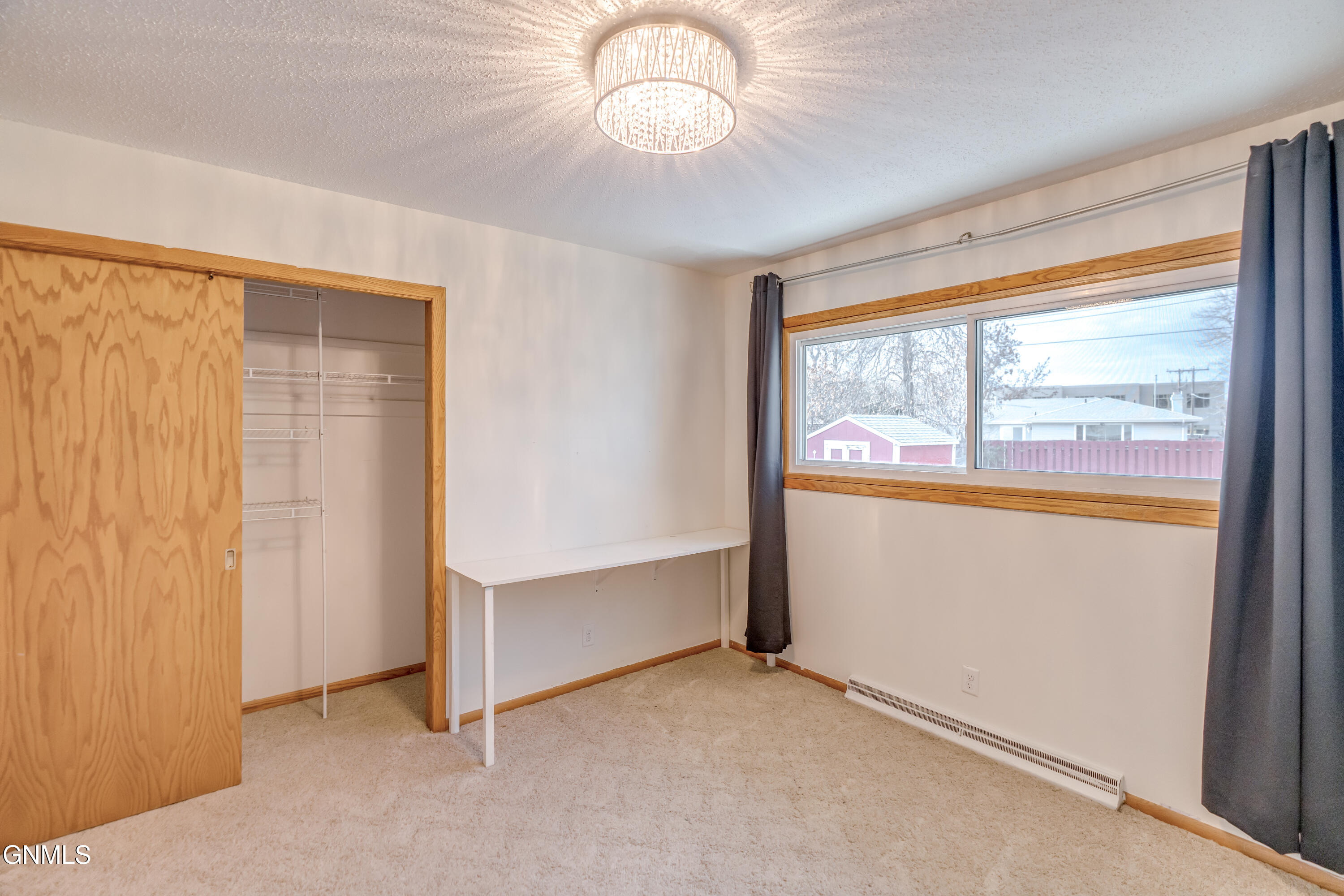 property viewer photo 9