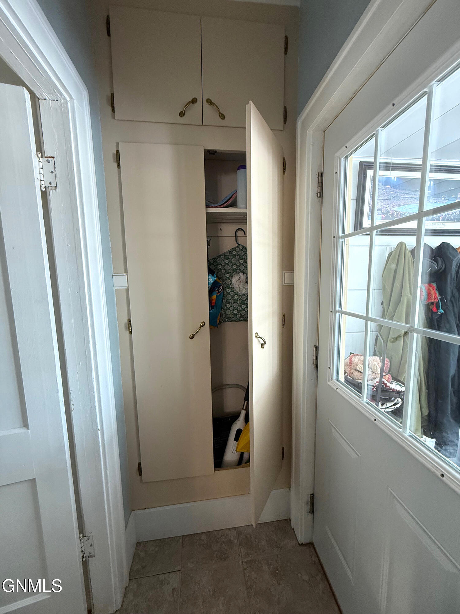 property viewer photo 12