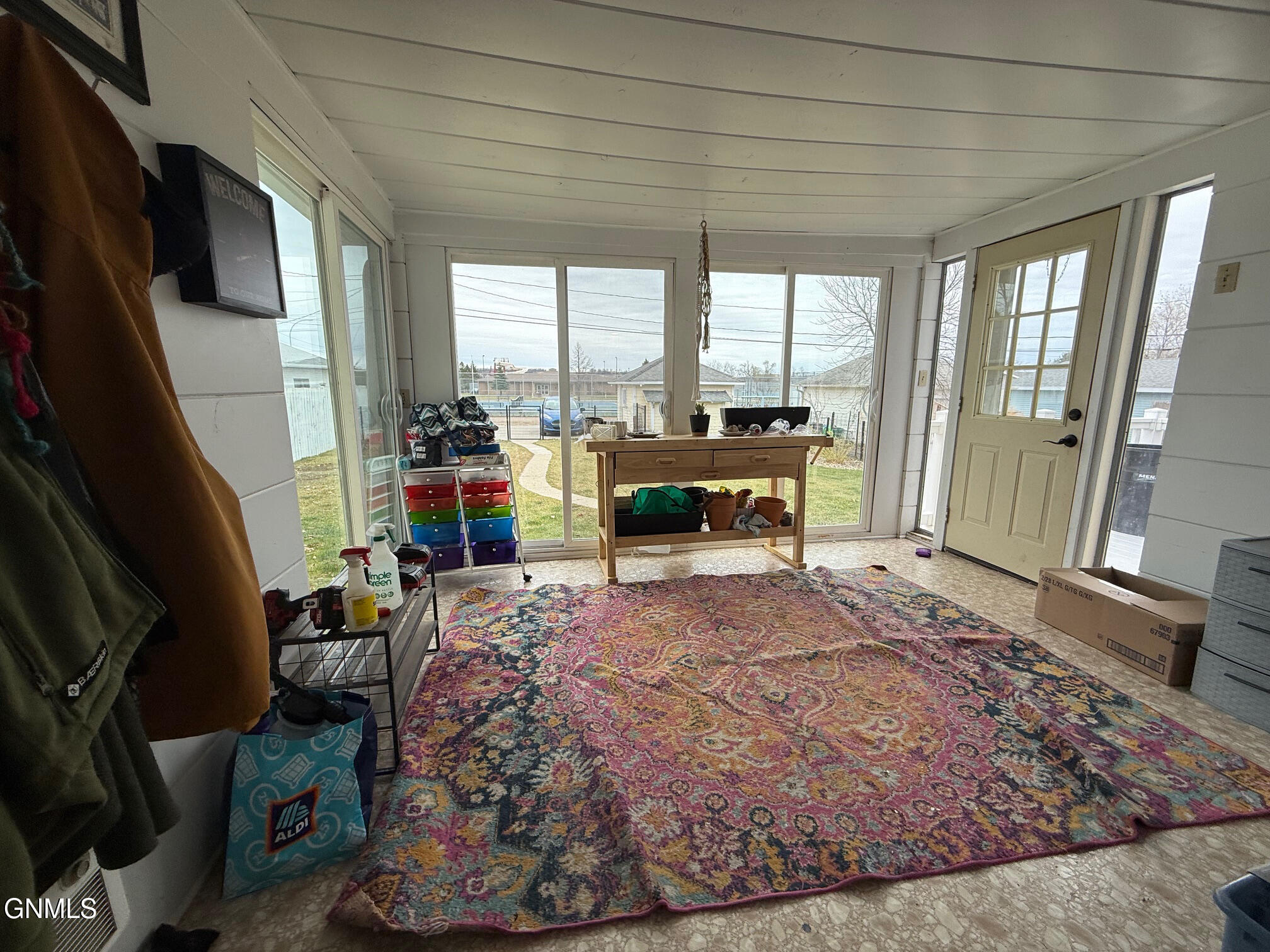 property viewer photo 13