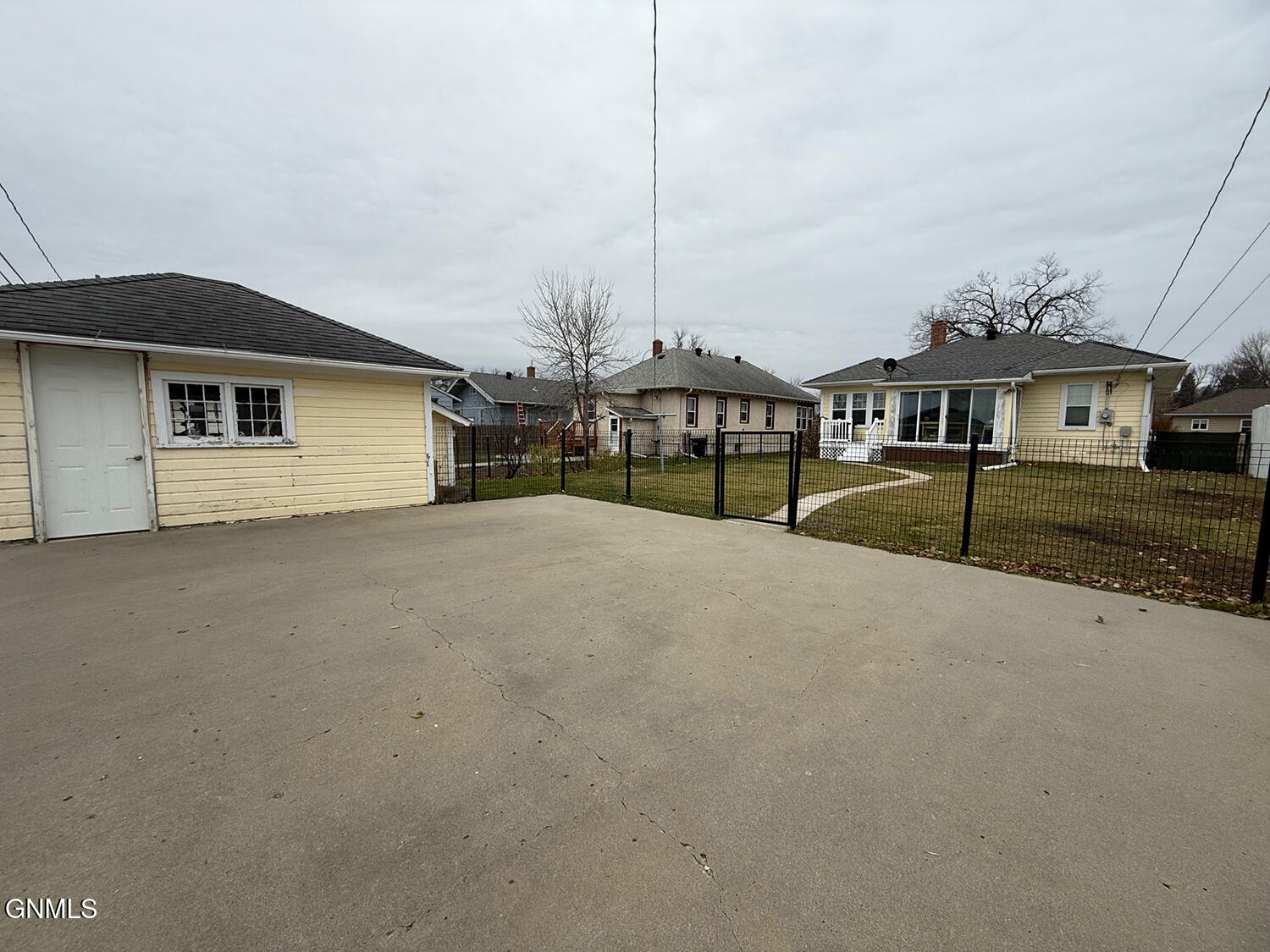 property viewer photo 28