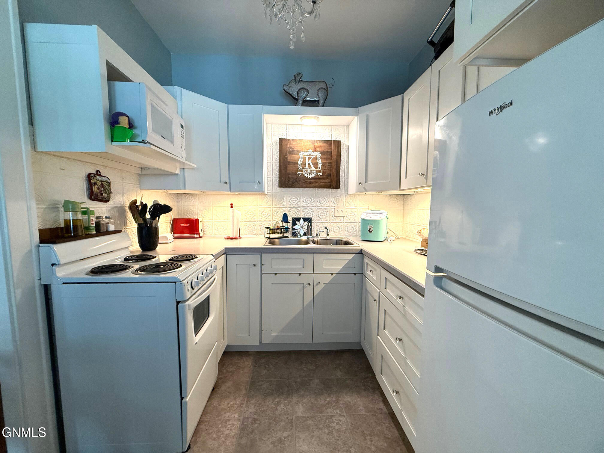 property viewer photo 9