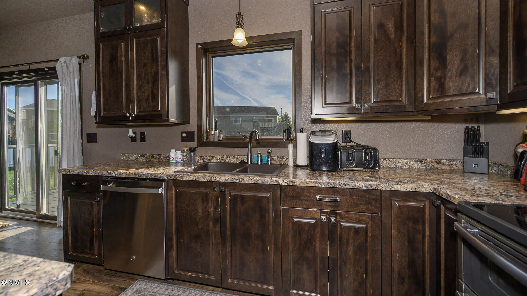 property viewer photo 21