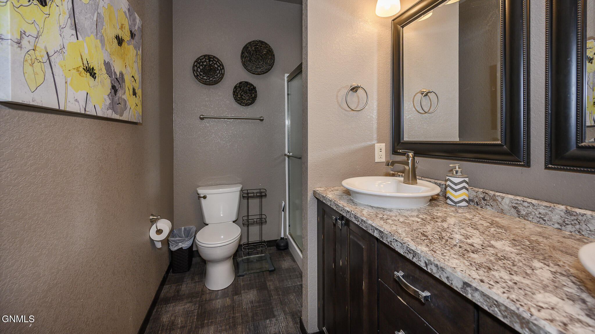 property viewer photo 28