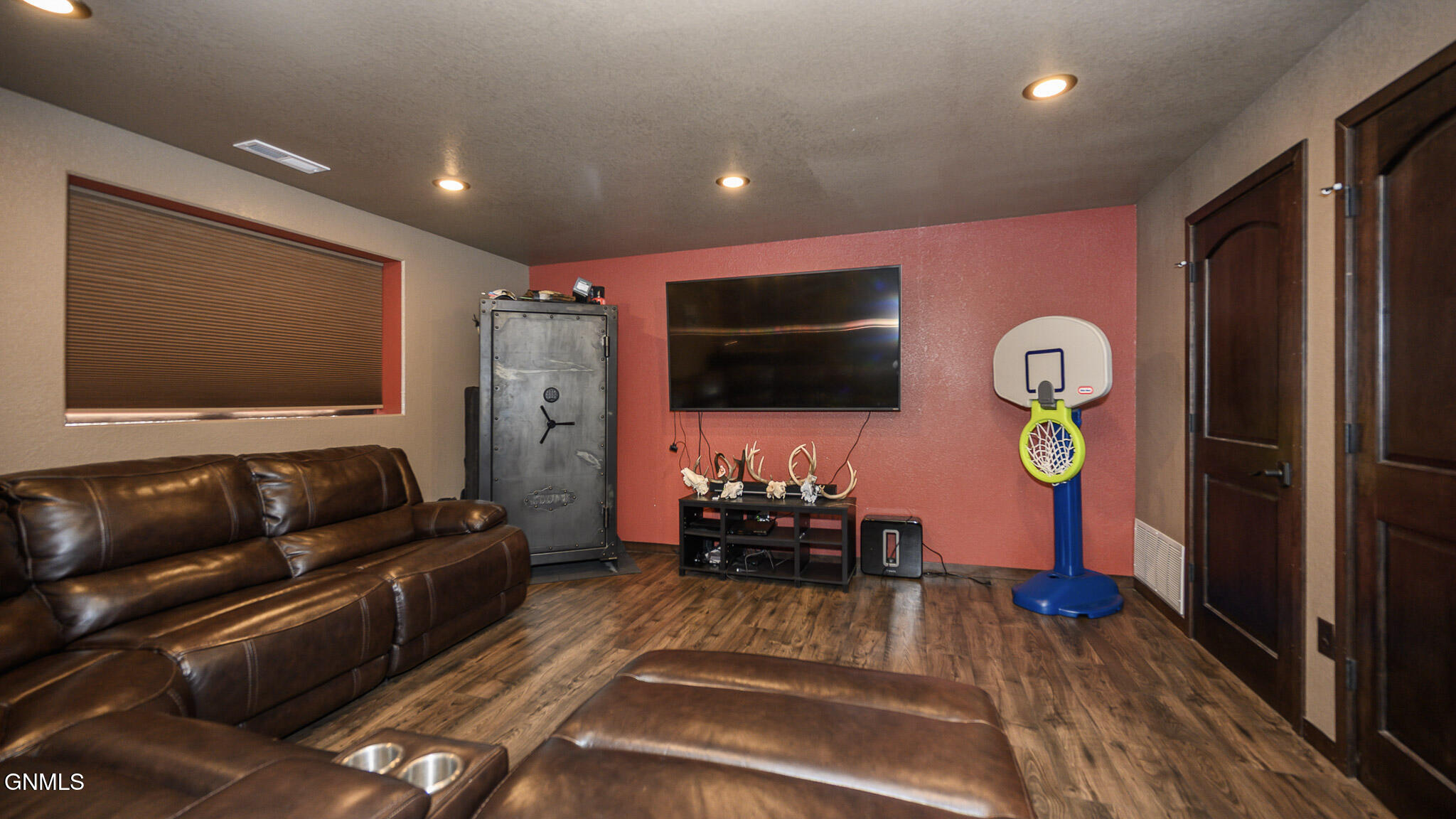 property viewer photo 30