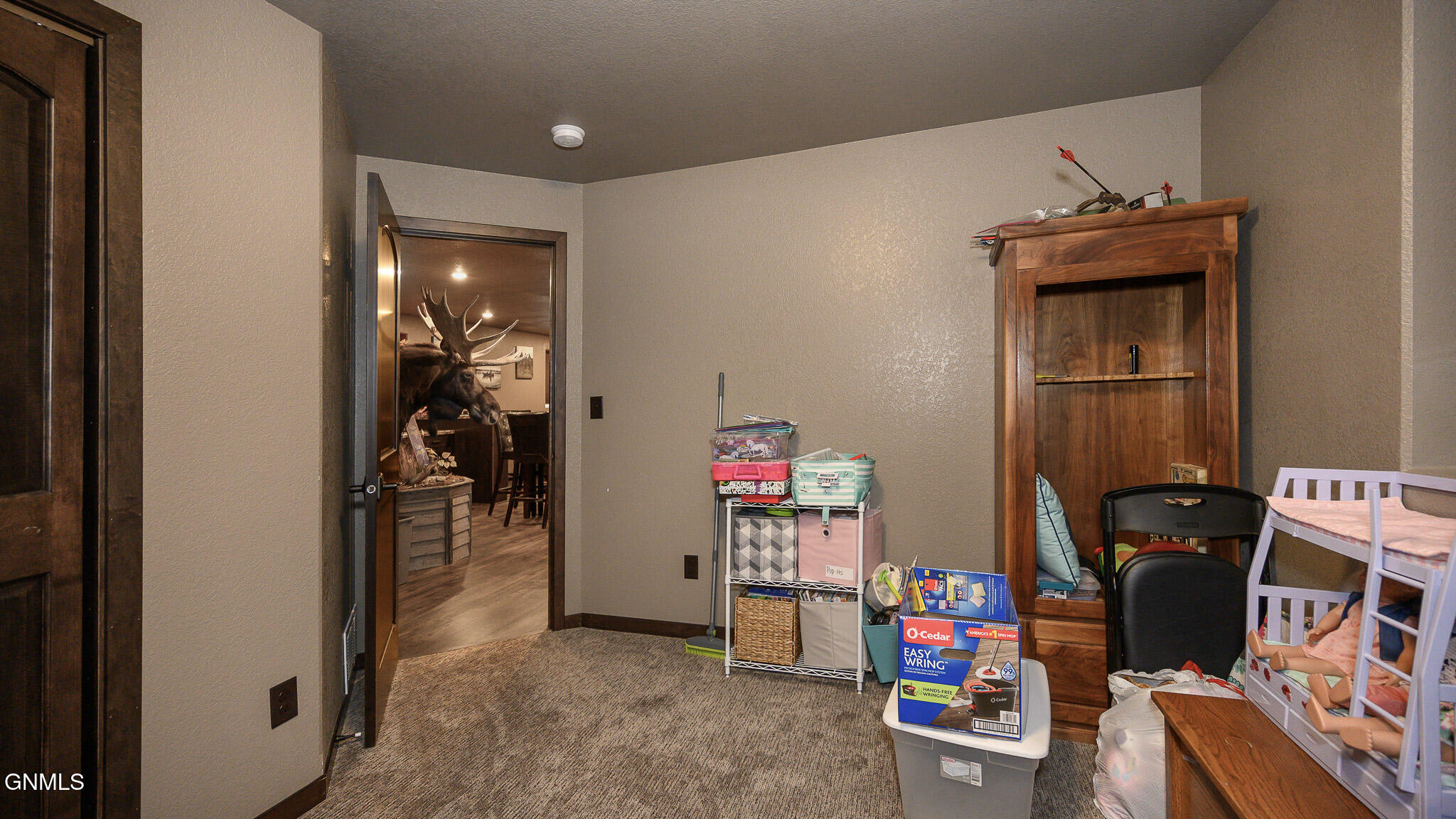 property viewer photo 36
