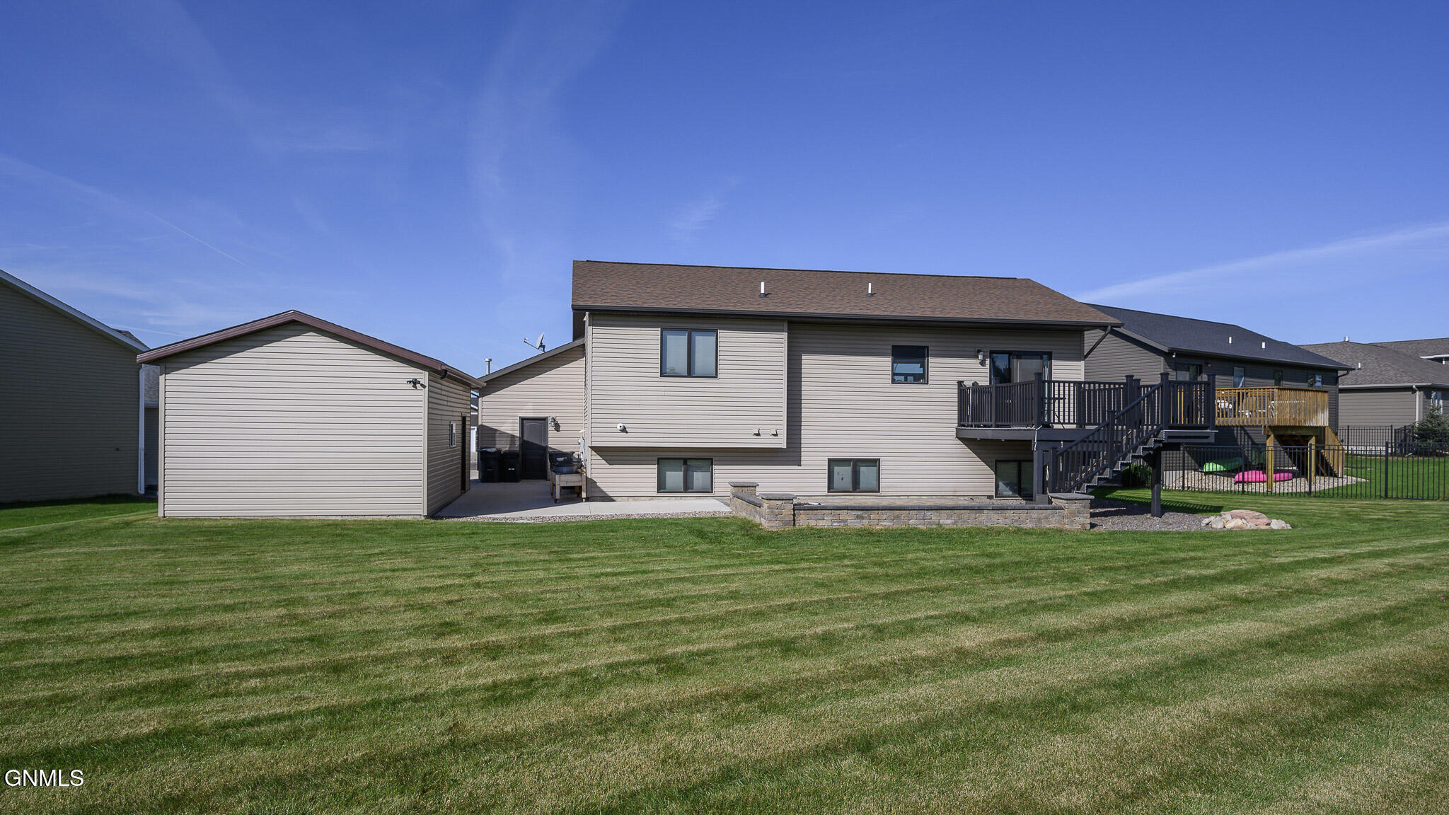 property viewer photo 4