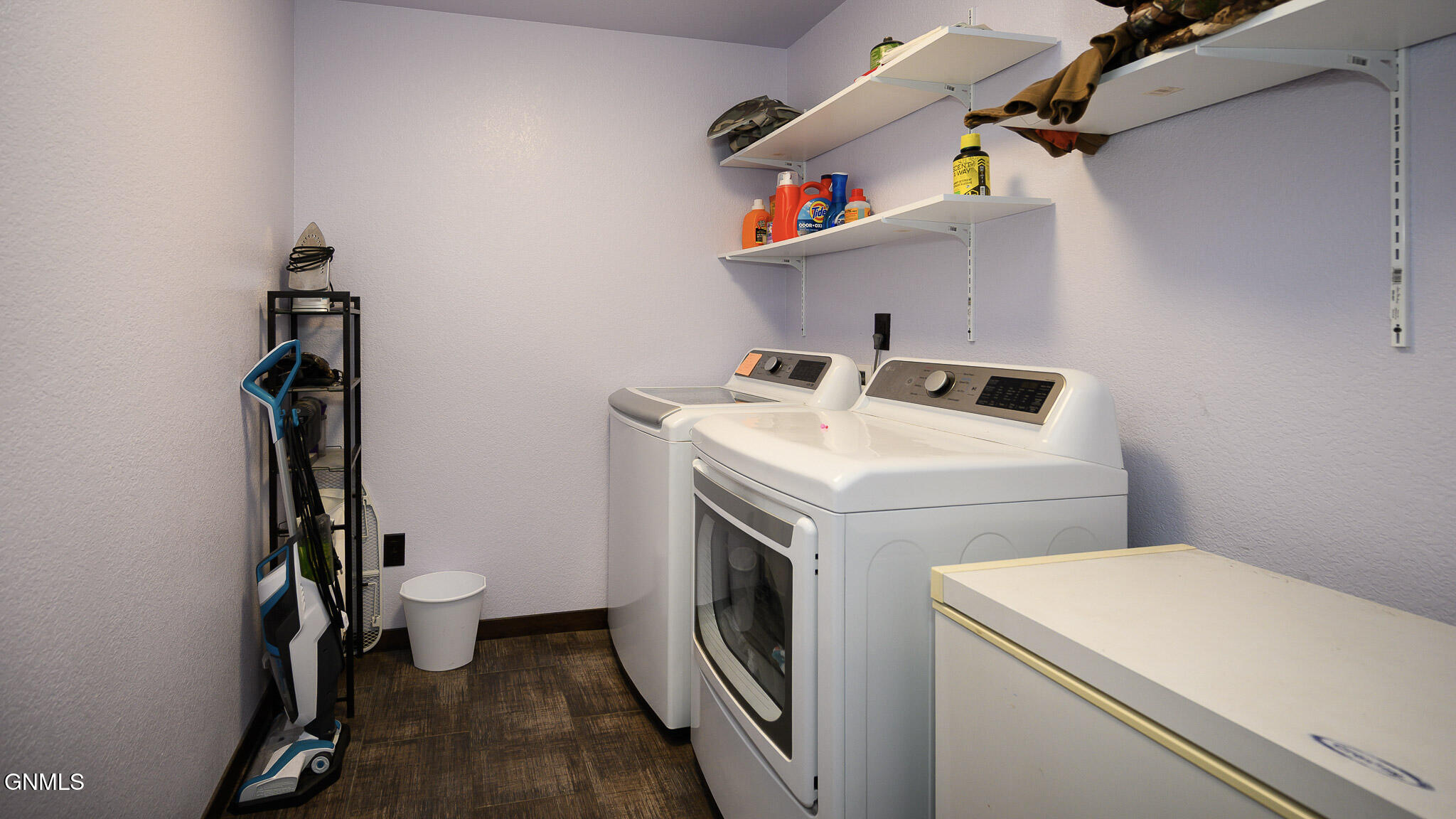 property viewer photo 41