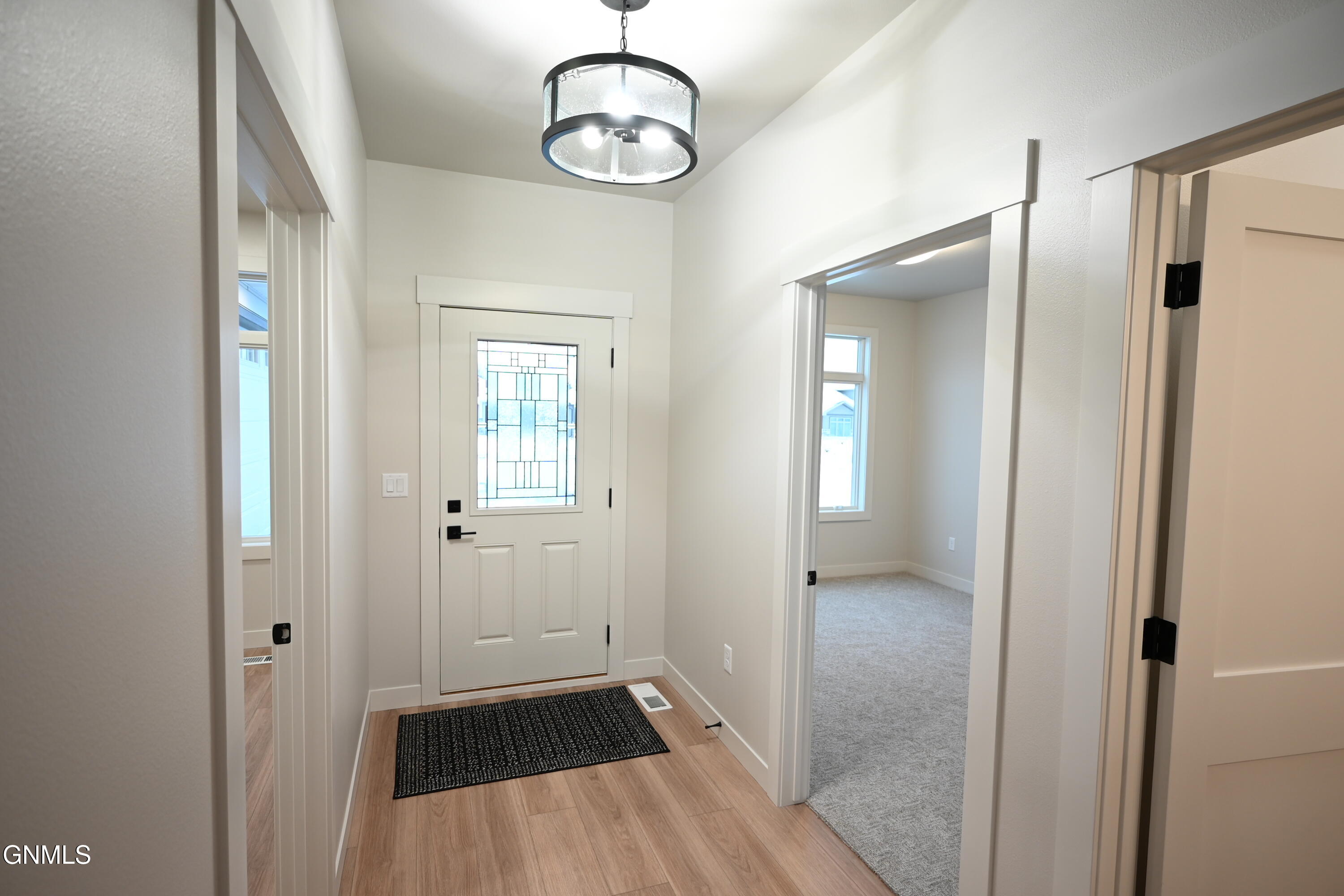 property viewer photo 2