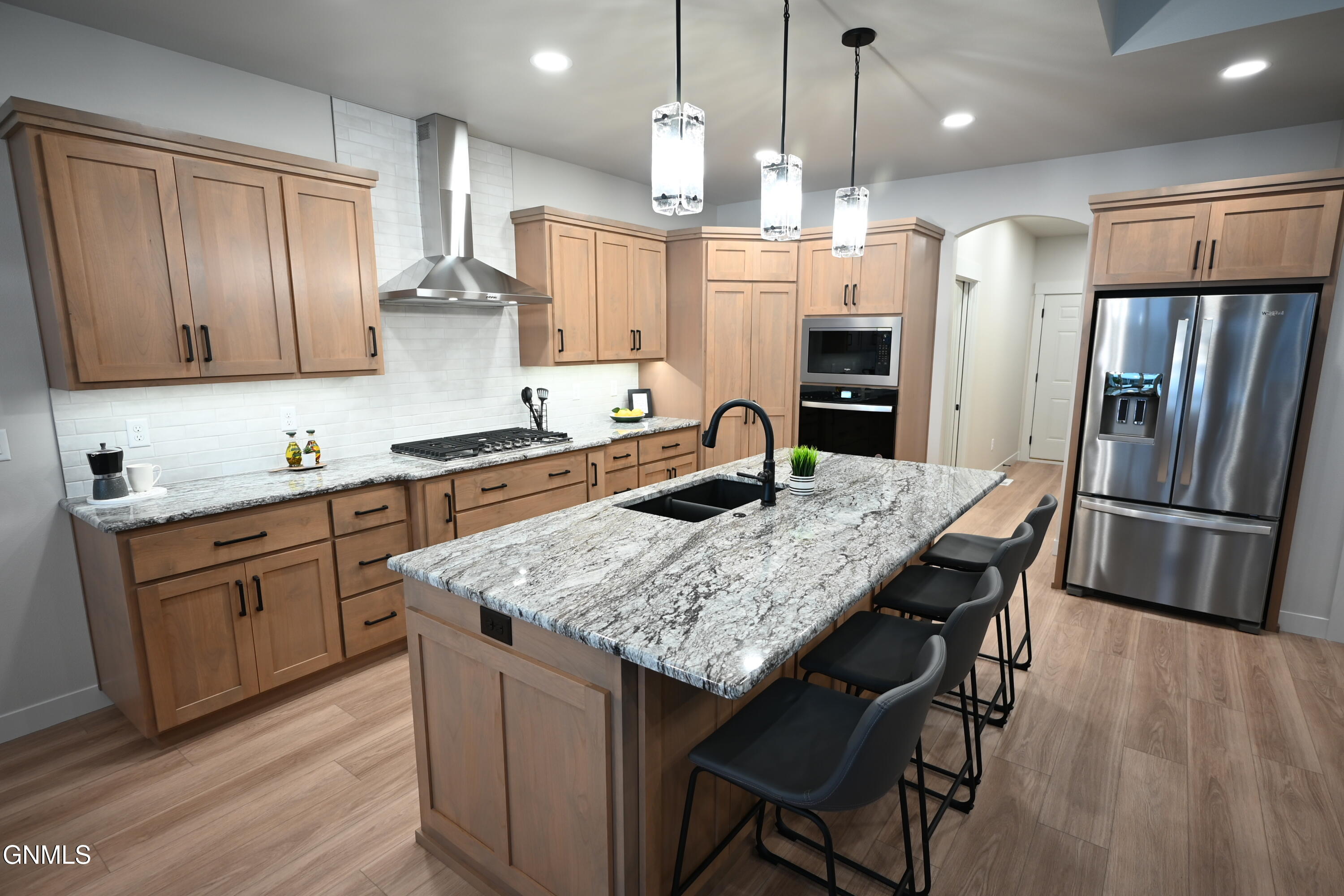 property viewer photo 7