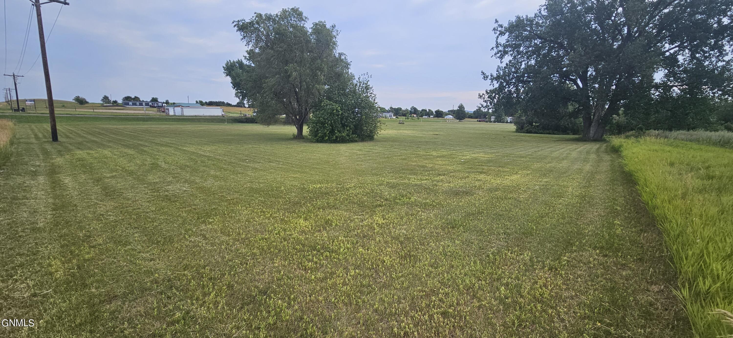 main property photo 8
