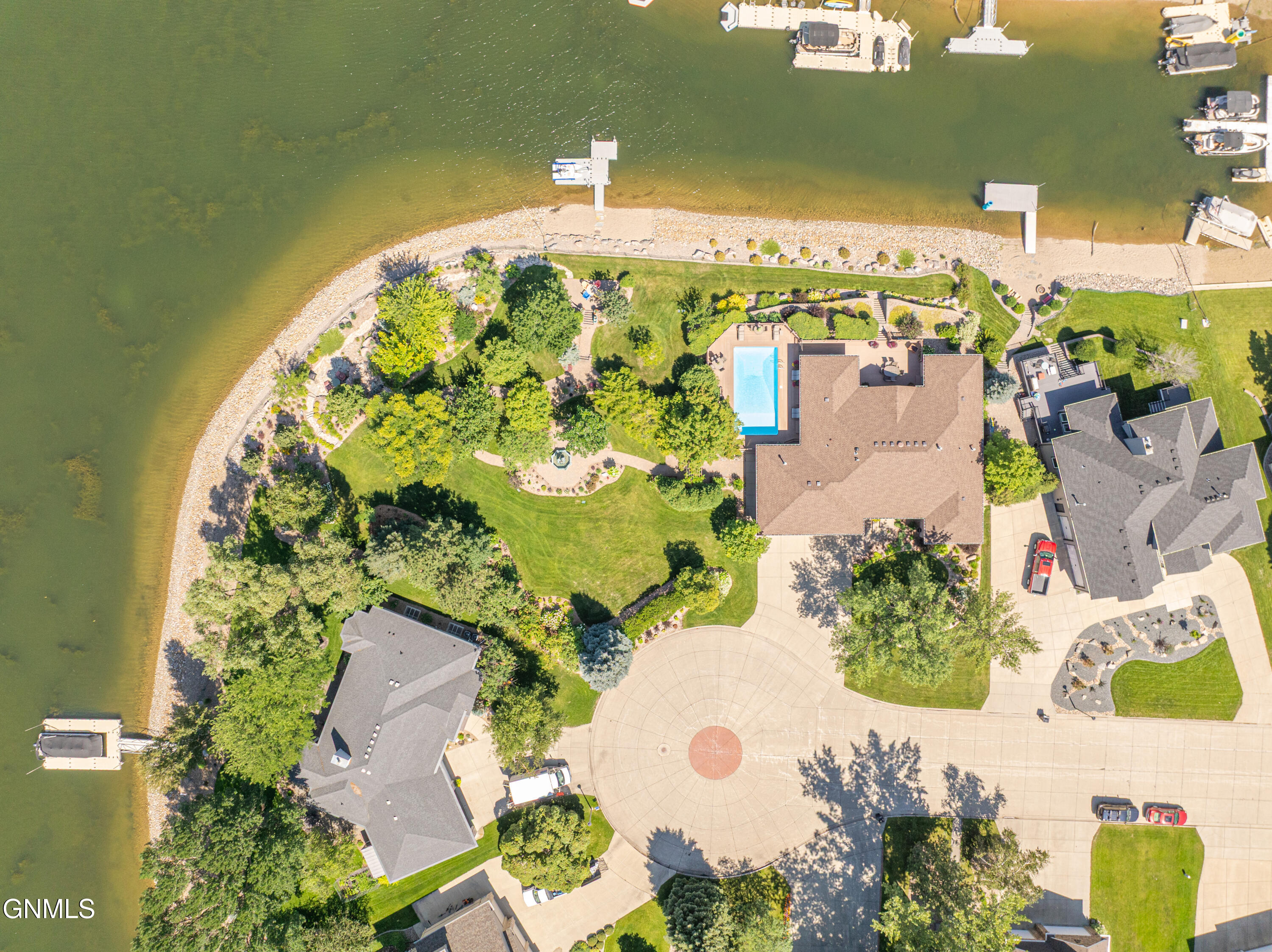 main property photo 175