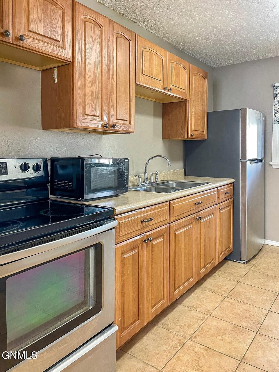 property viewer photo 10