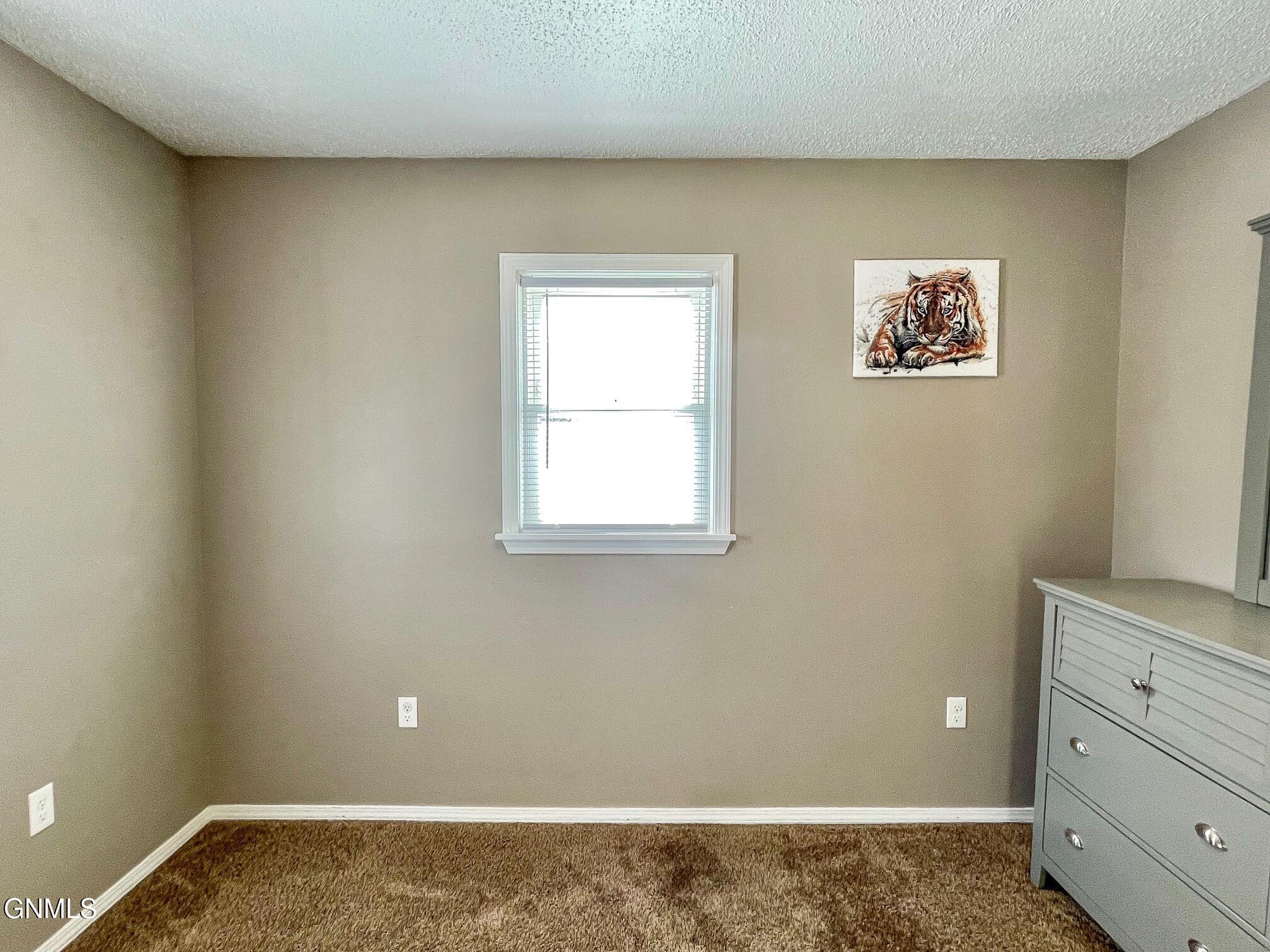 property viewer photo 15