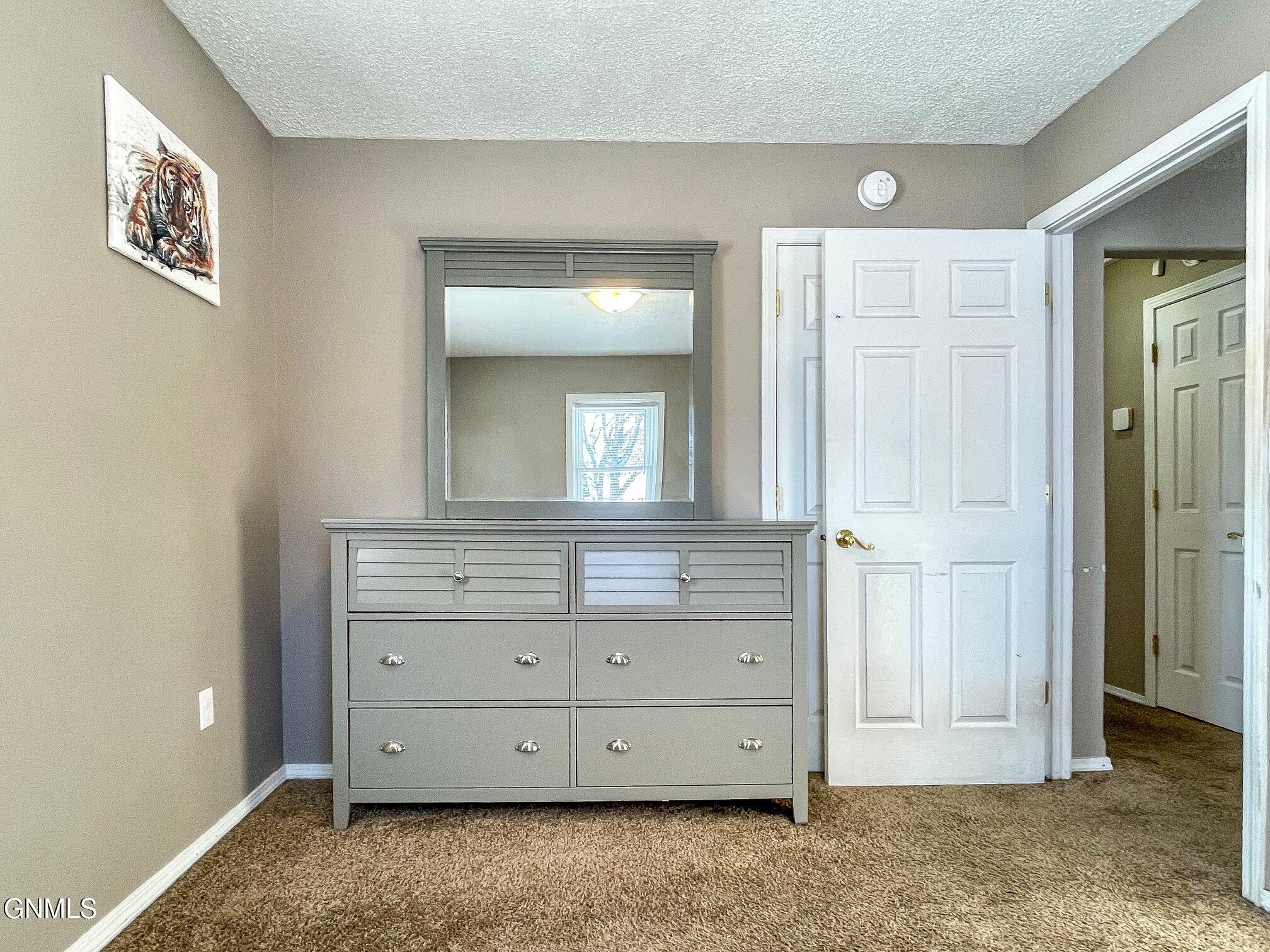 property viewer photo 16