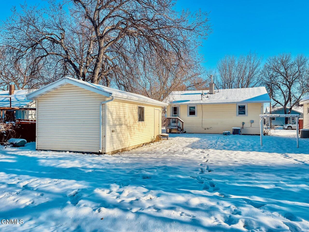 property viewer photo 30