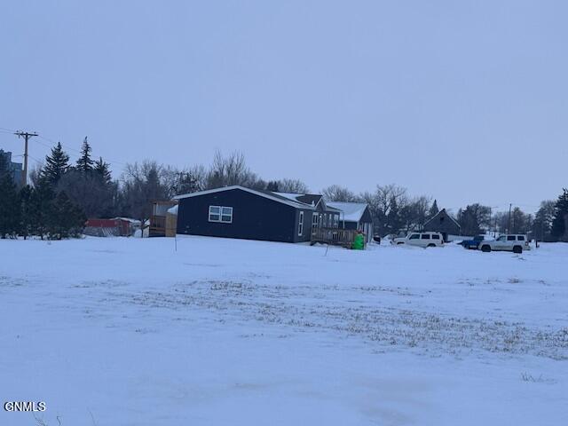 main property photo 37