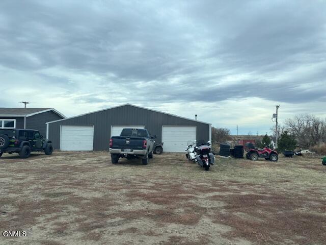 main property photo 38