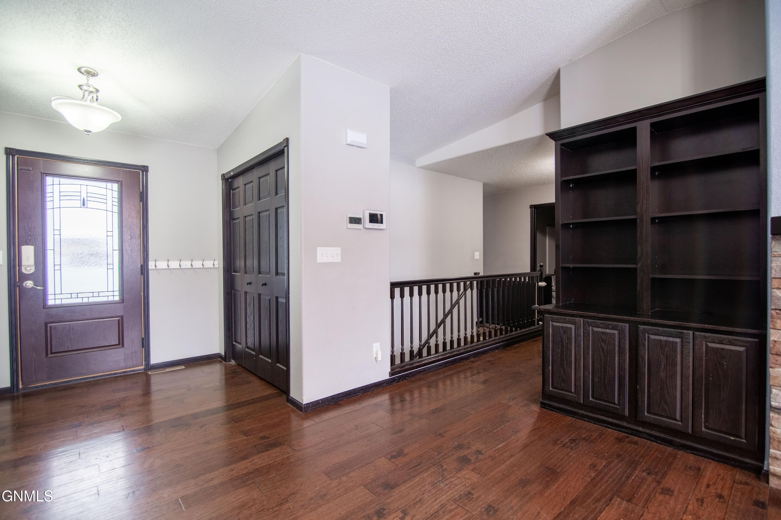 property viewer photo 12