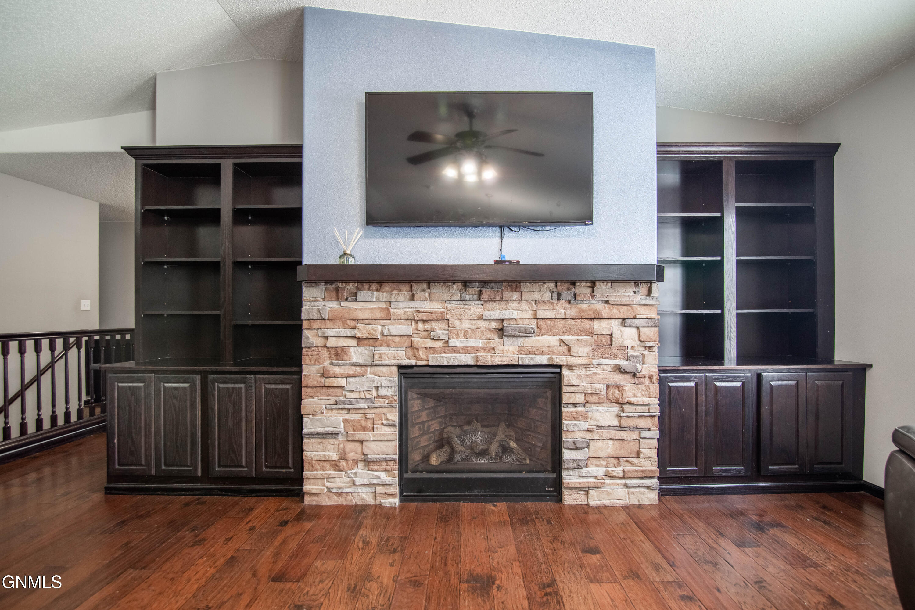 property viewer photo 14