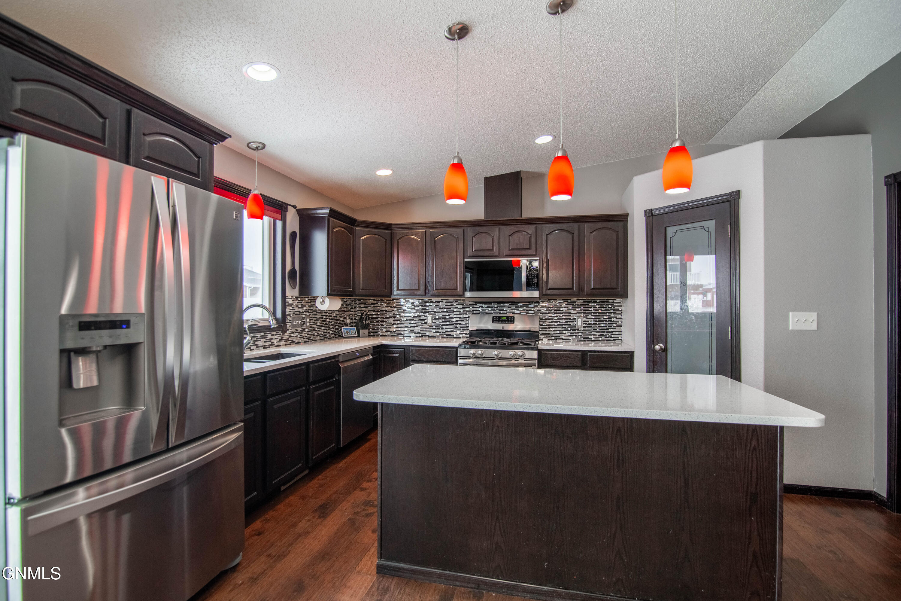 property viewer photo 17