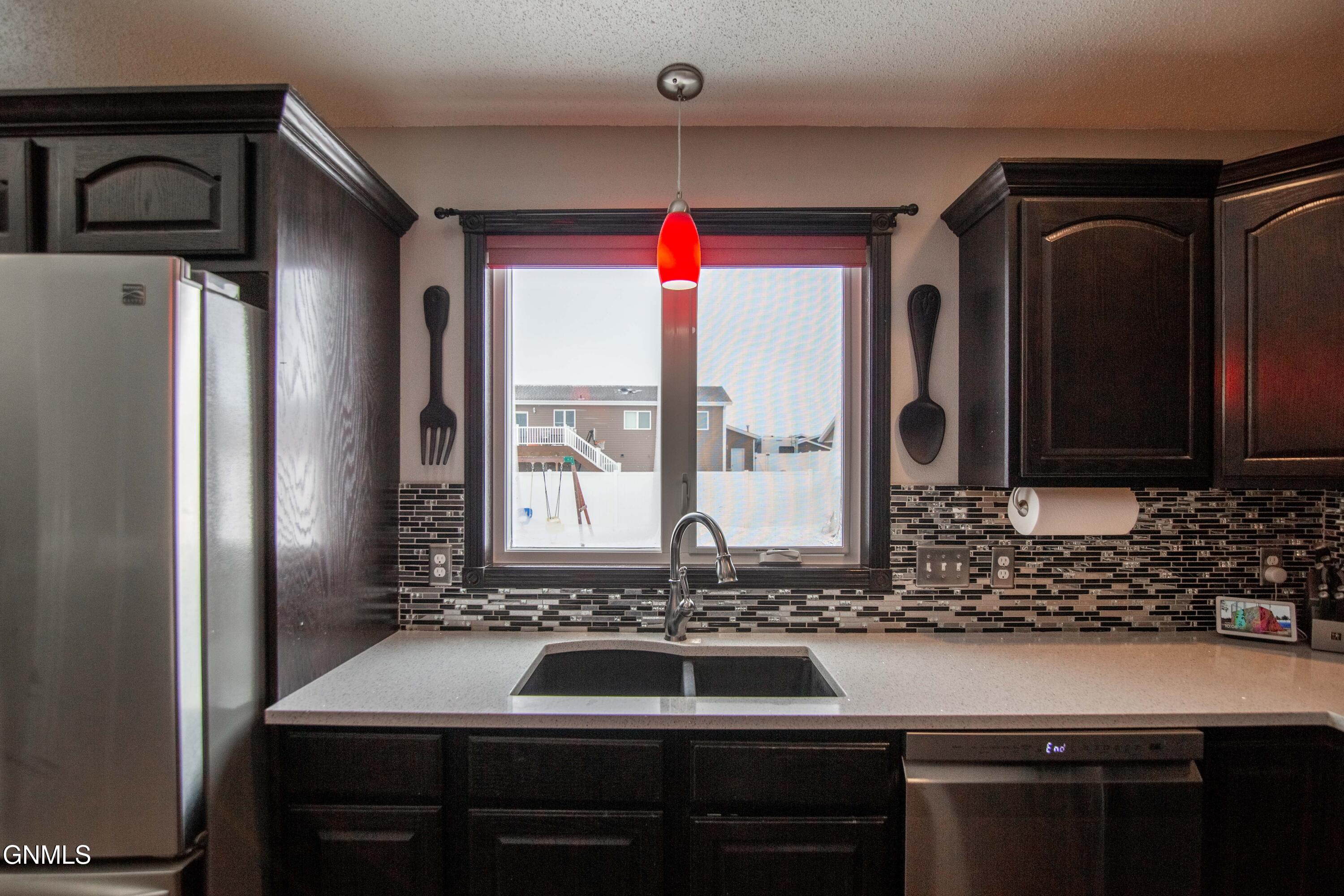 property viewer photo 20