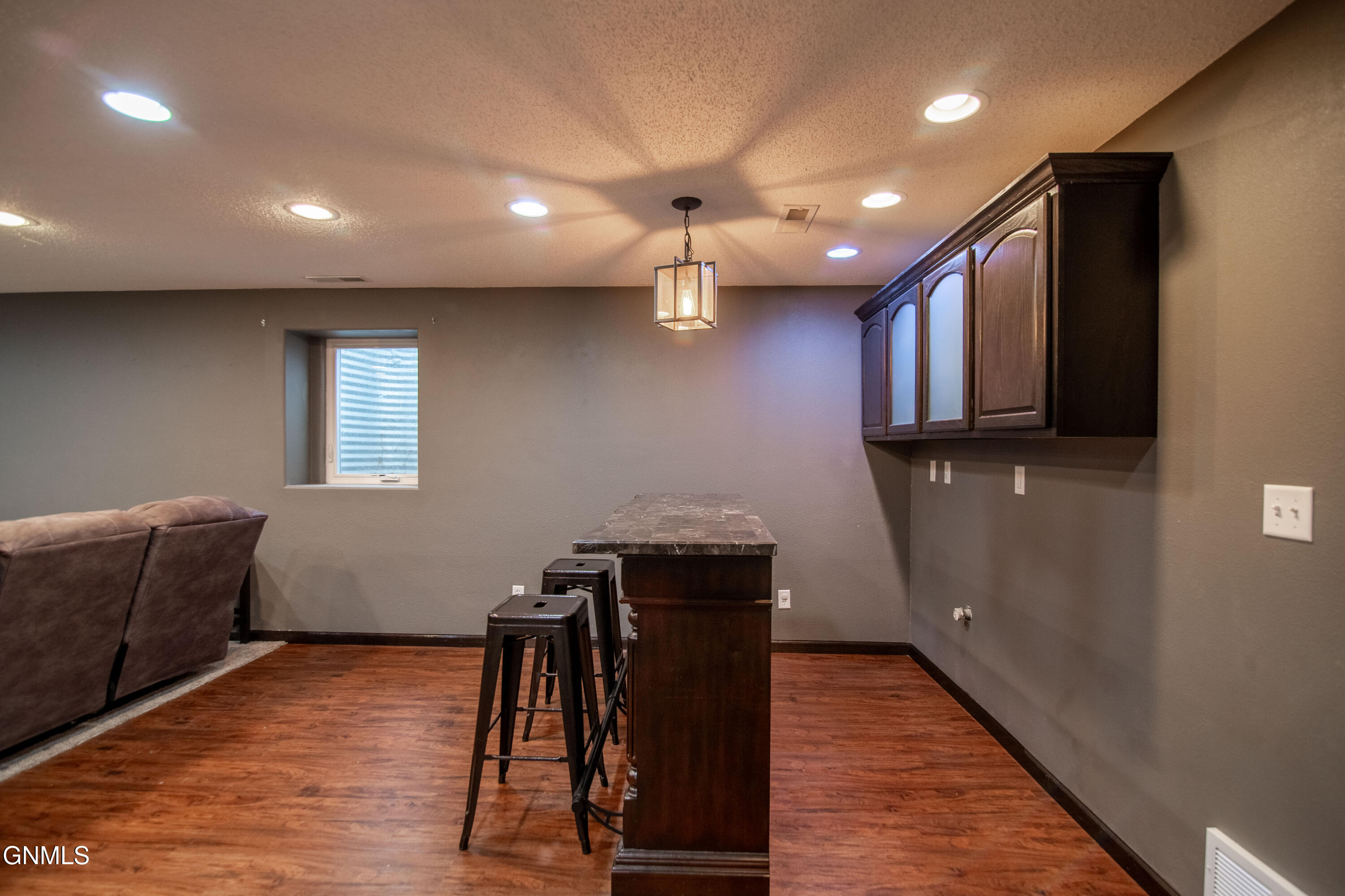property viewer photo 32