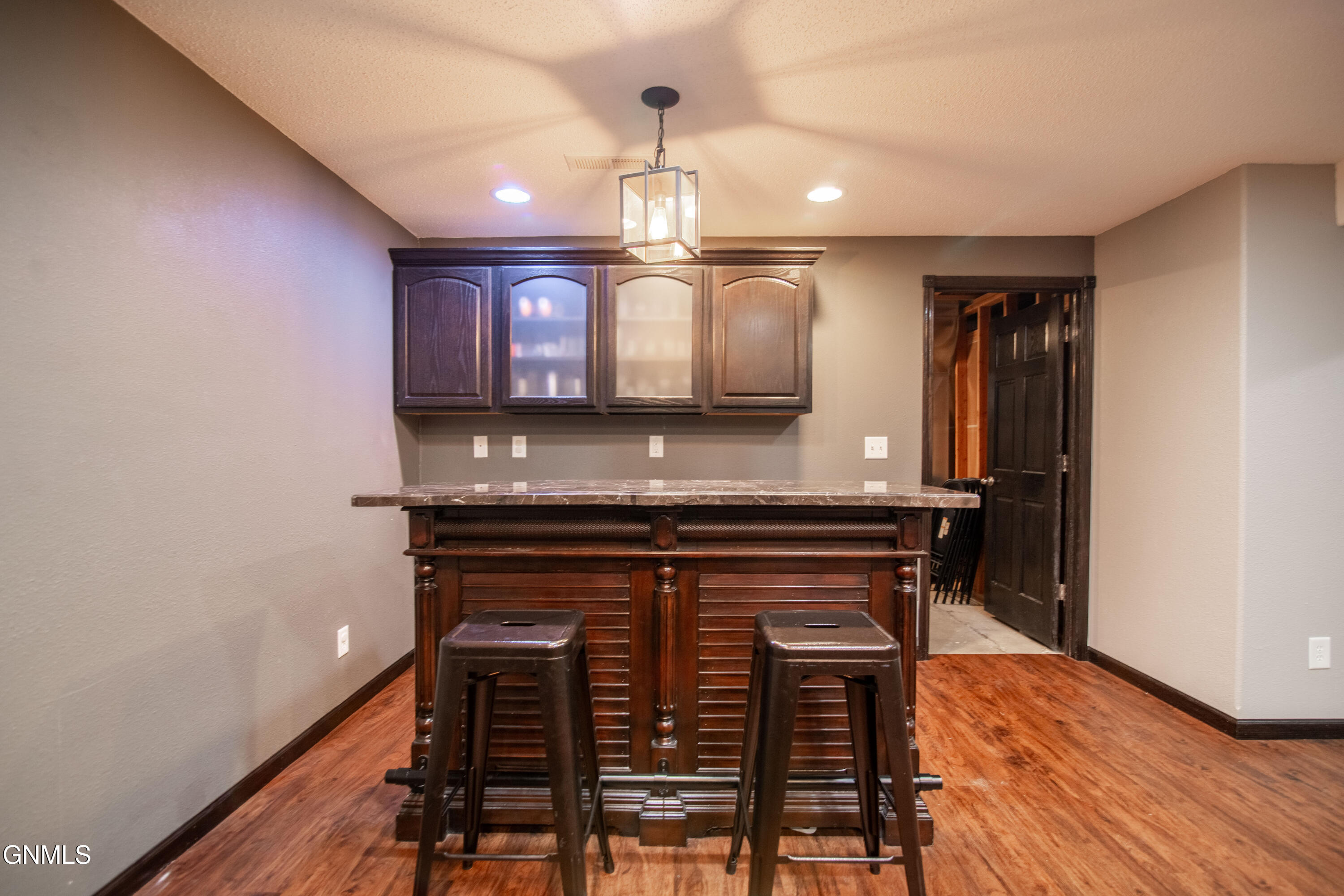 property viewer photo 33