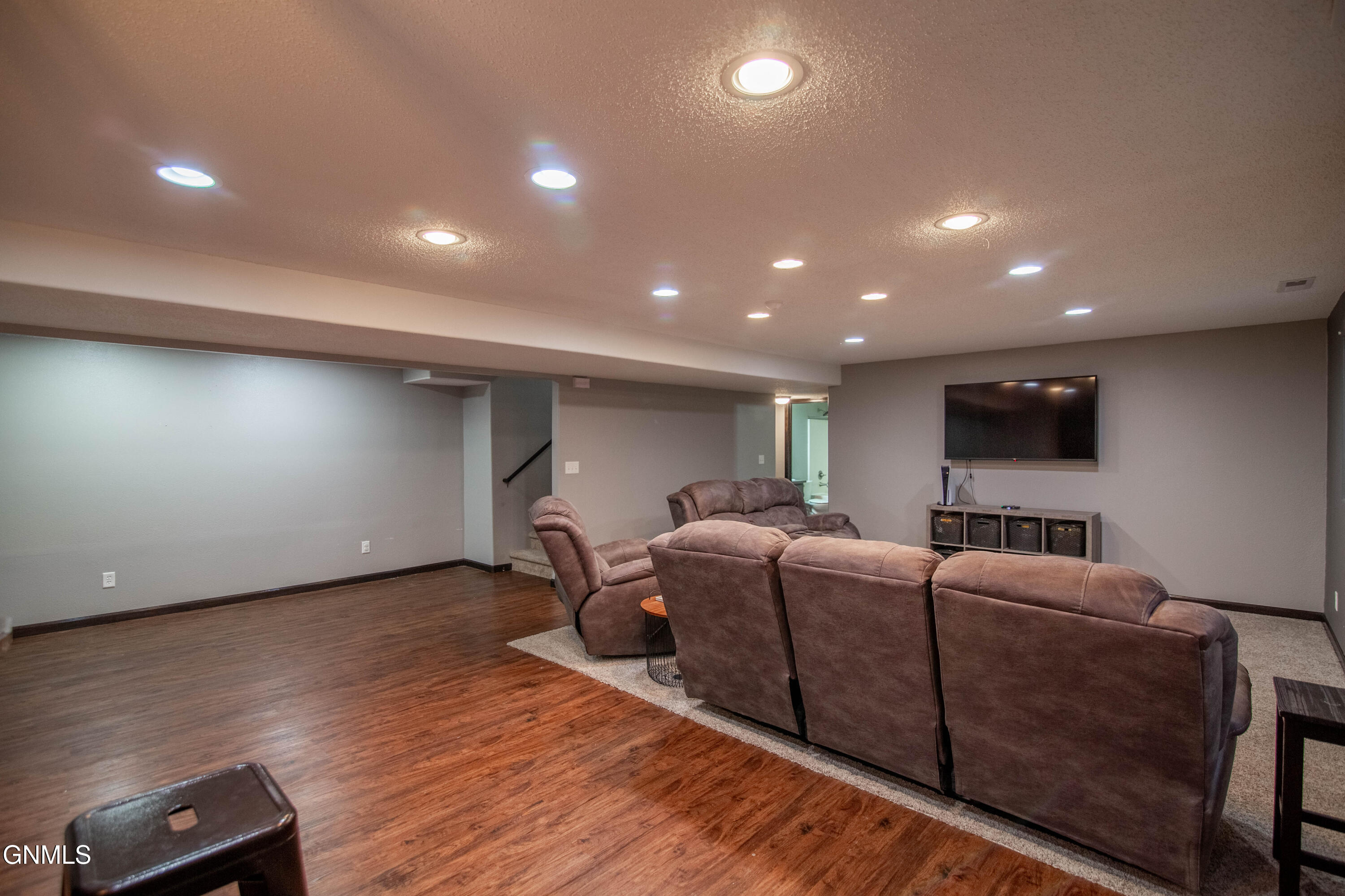 property viewer photo 34